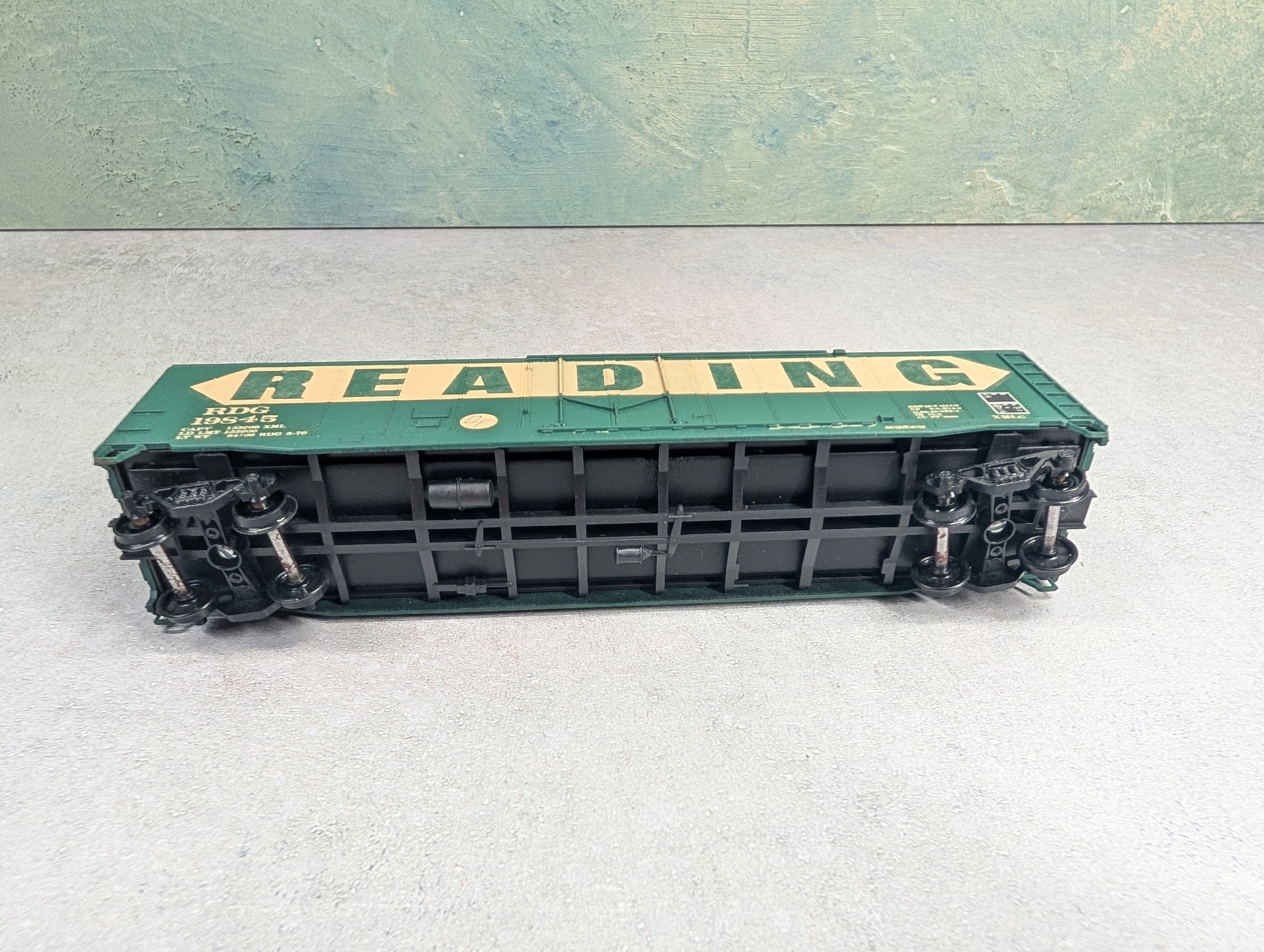 USED Athearn HO Scale 50' Box Car Reading RDG #19845