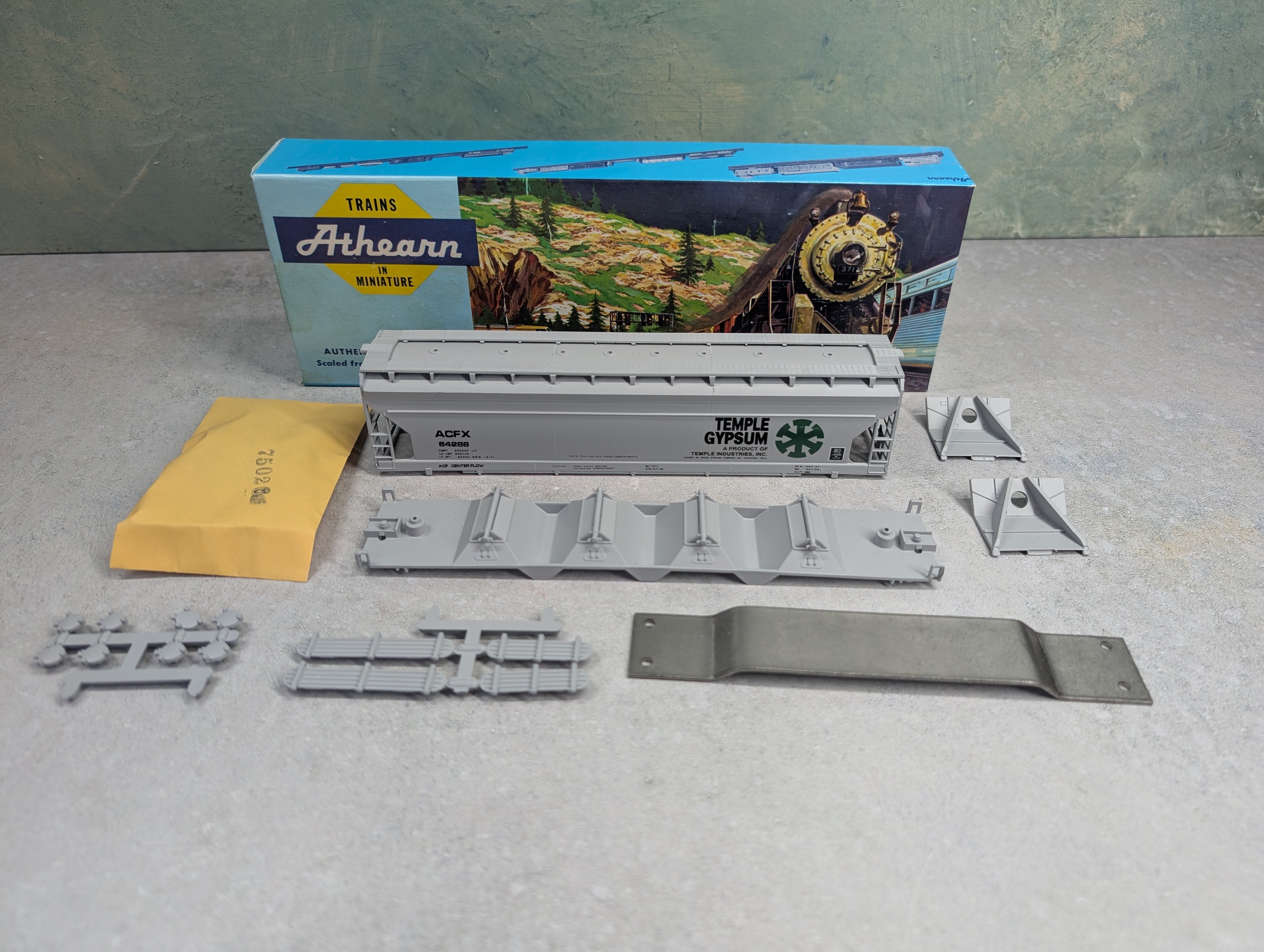 USED Athearn 1999 HO Scale 55' ACF Center-Flow Hopper Temple Gypsum ACFX #64288 Bev-Bel KIT