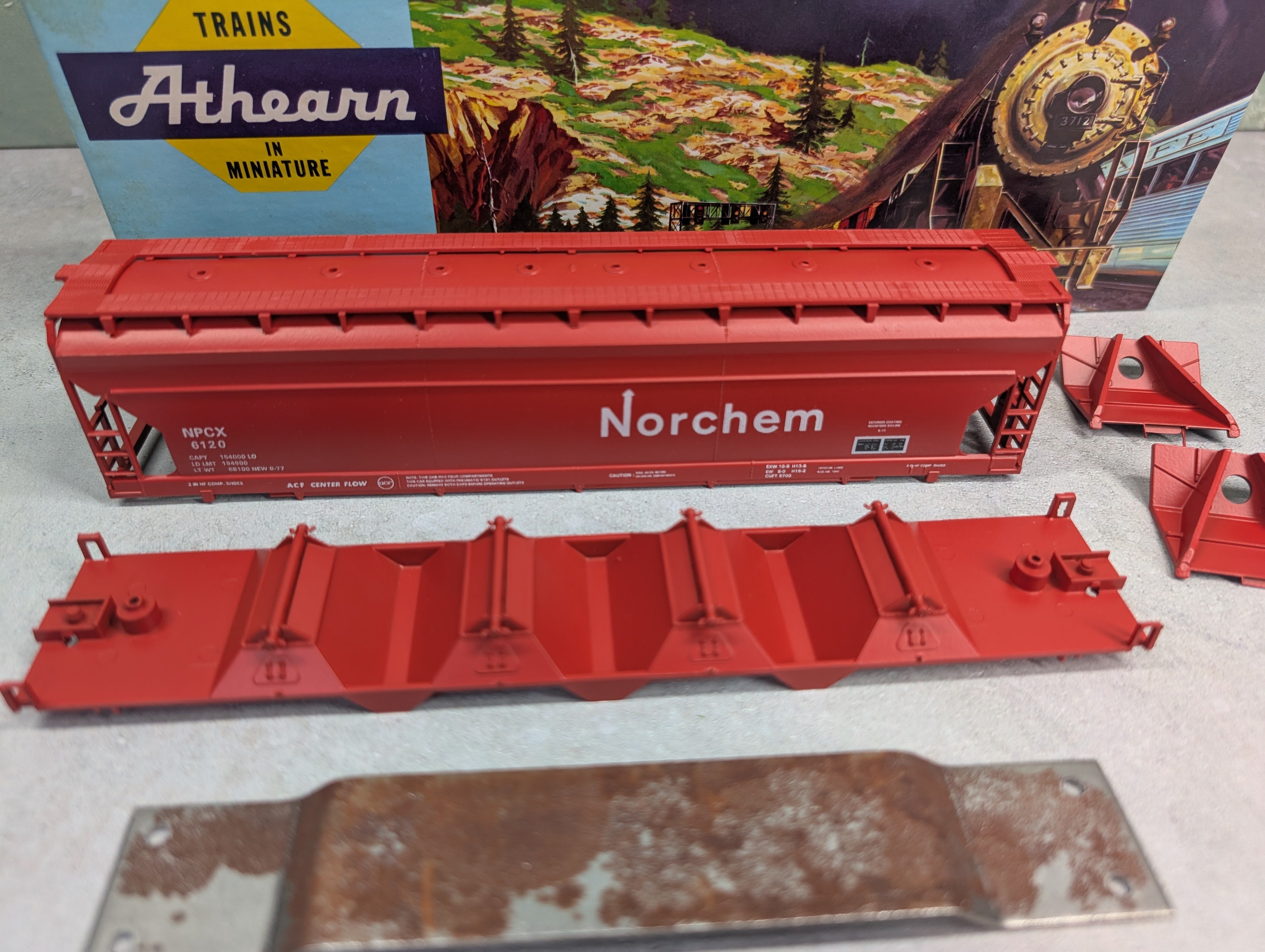 USED Athearn #318-1 HO Scale 55' ACF Center-Flow Hopper Norchem NPCX #6120 Bev-Bel KIT