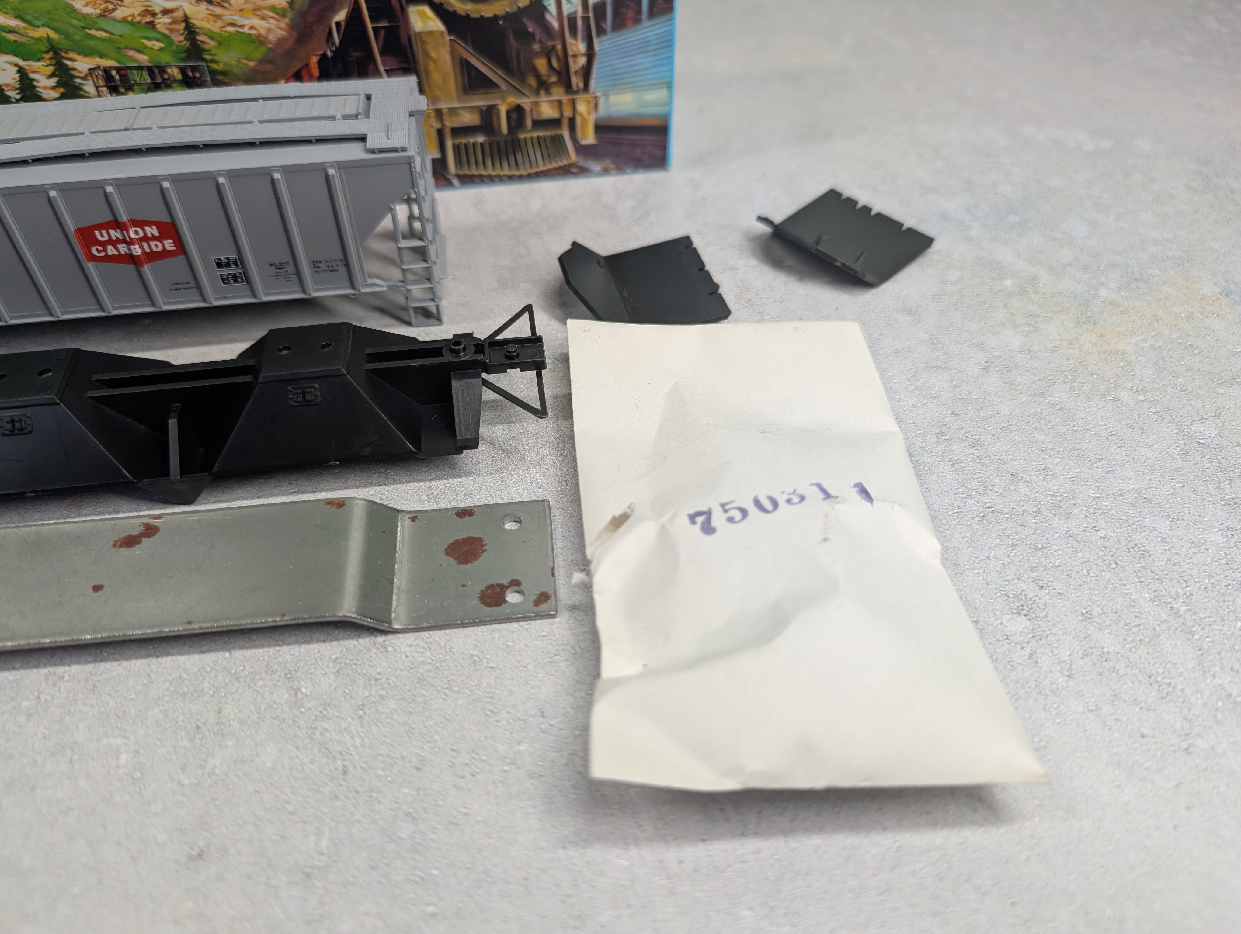 USED Athearn #1402-1 HO Scale 54' PS Ribside Hopper Bakelite GACX #42385 Bev-Bel KIT