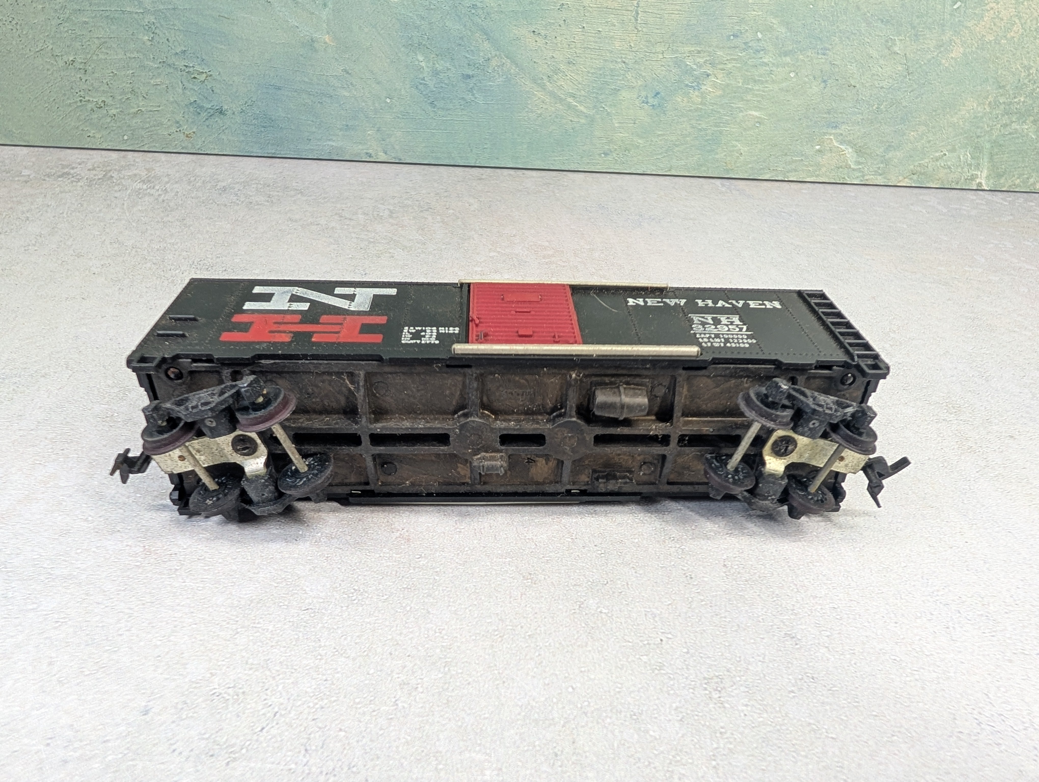 USED Mantua HO Scale 40' Box Car New Haven NH #32957