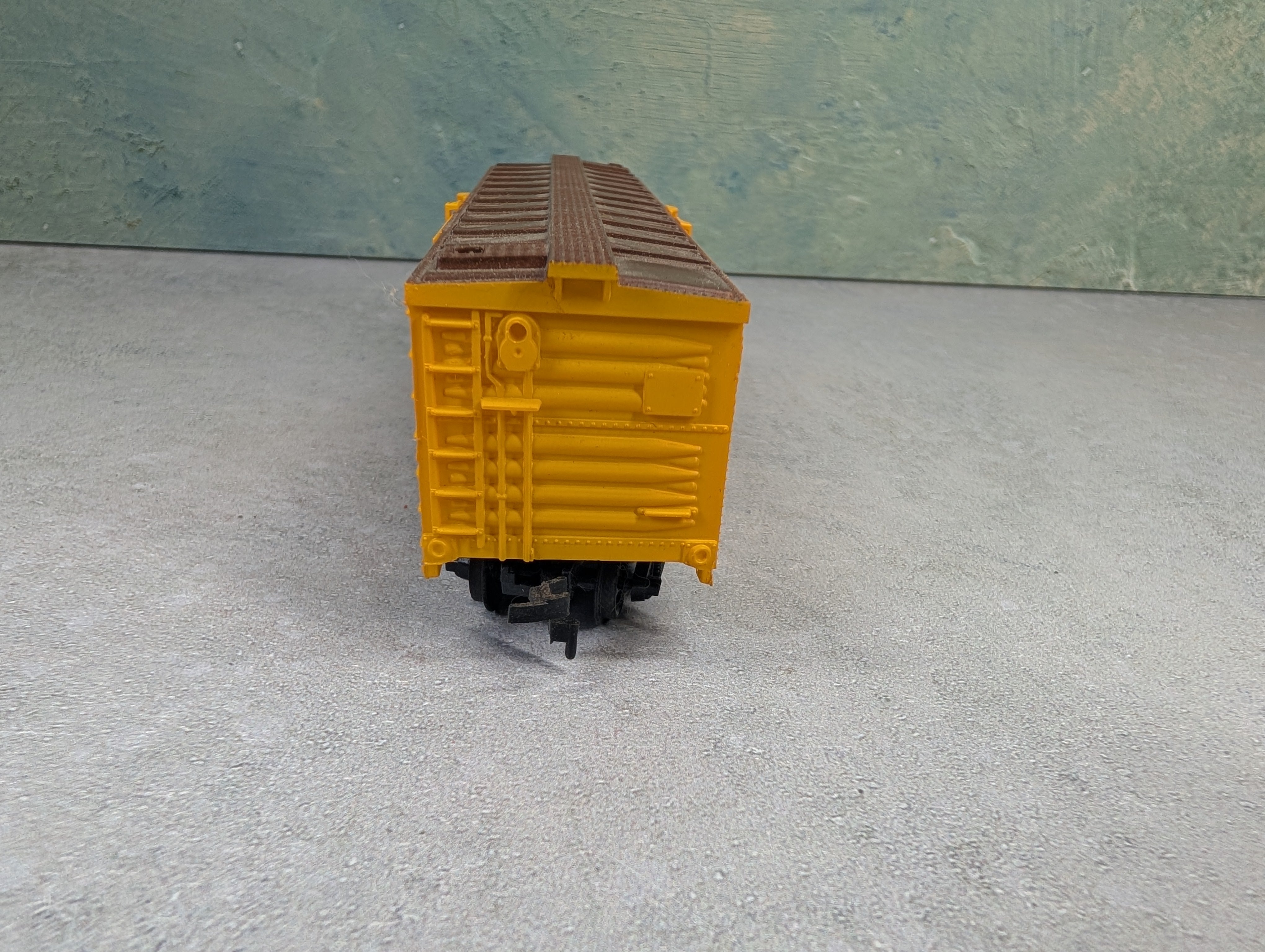 USED Life-Like HO Scale 40' Wooden Box Car Chicago and Illinois Midland C&IM #8004