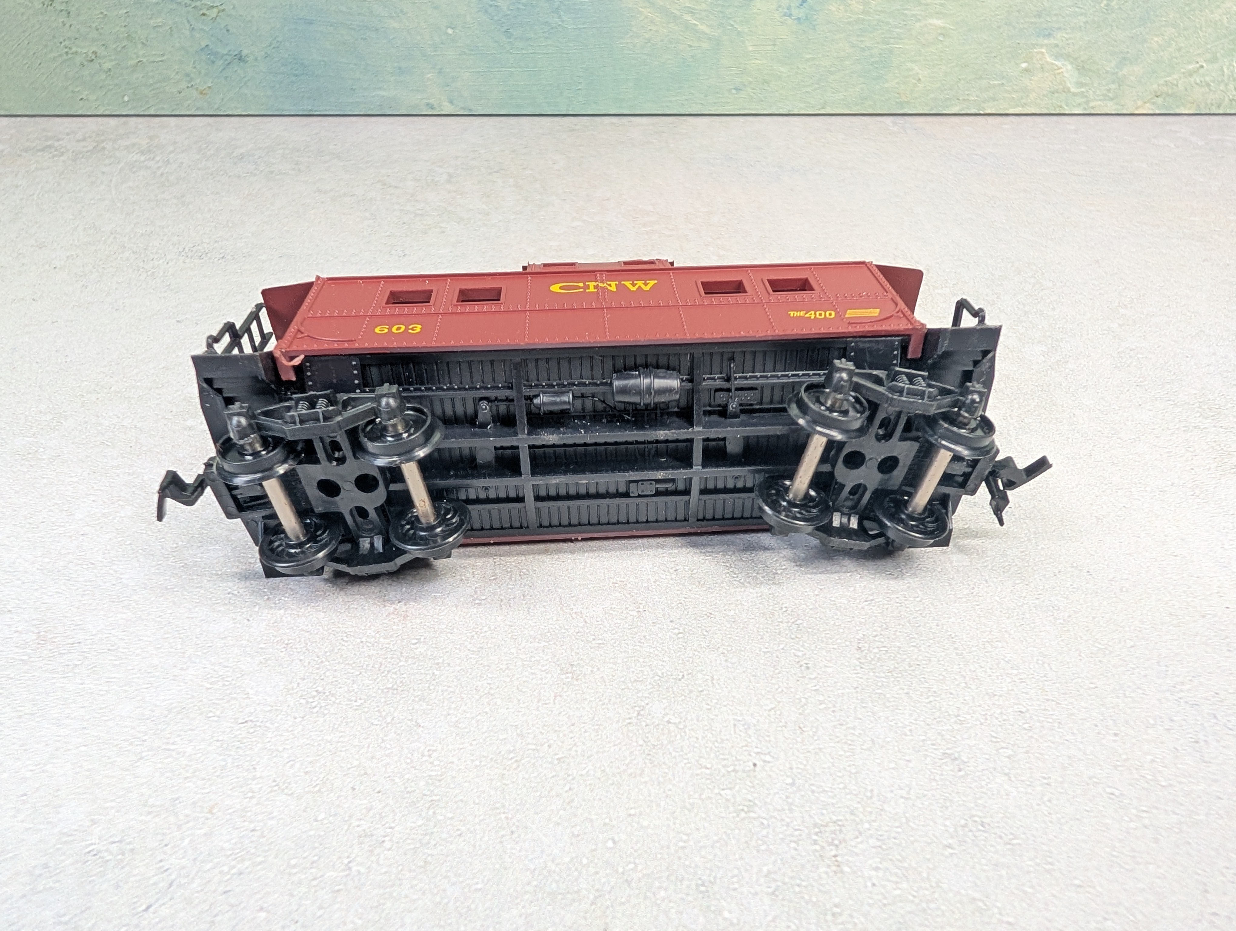 USED Life-Like HO Scale Caboose Chicago & North Western CNW #603