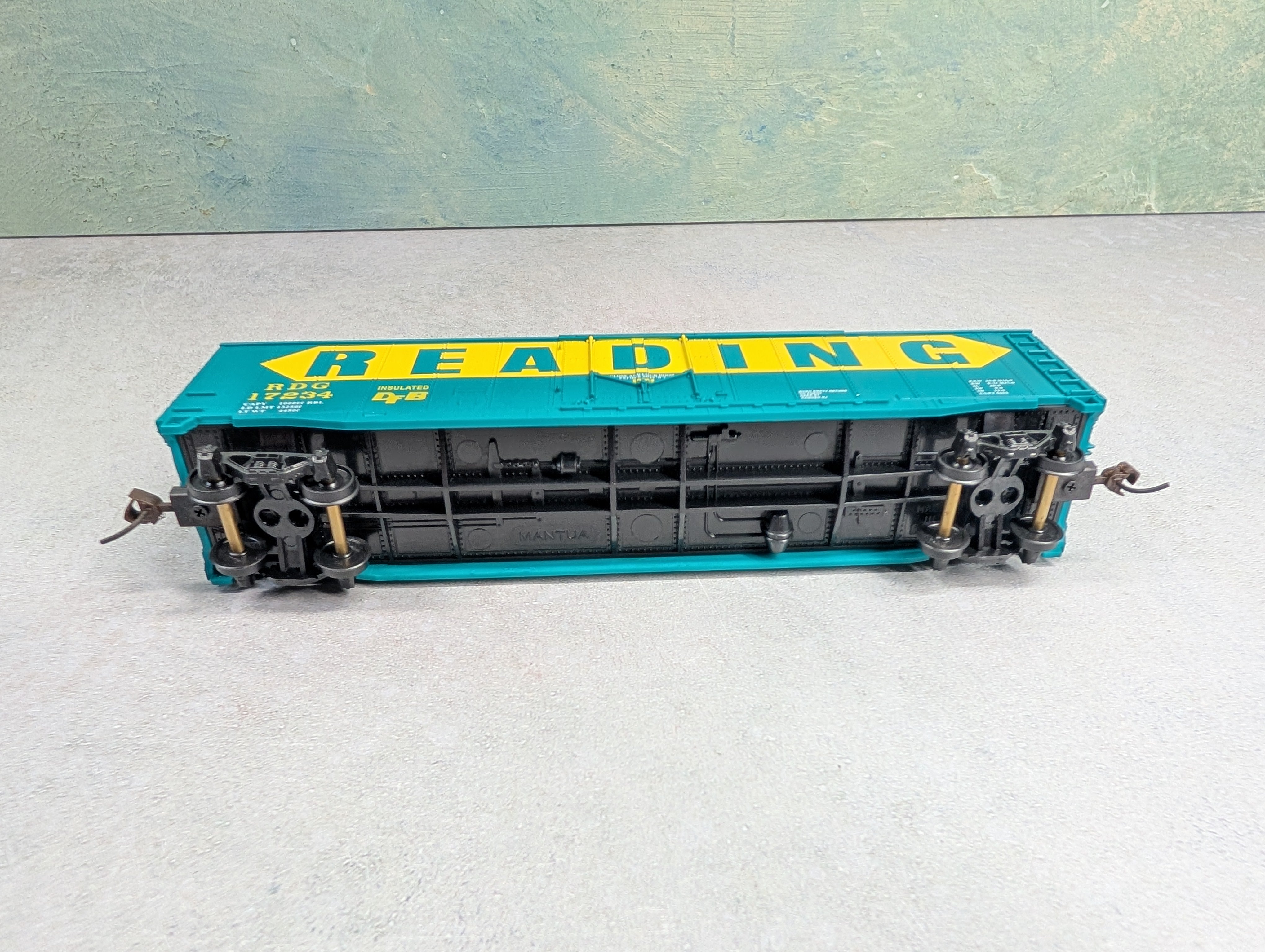 USED Mantua 755021 HO Scale 50' Plug Door Box Car Reading RDG #17234
