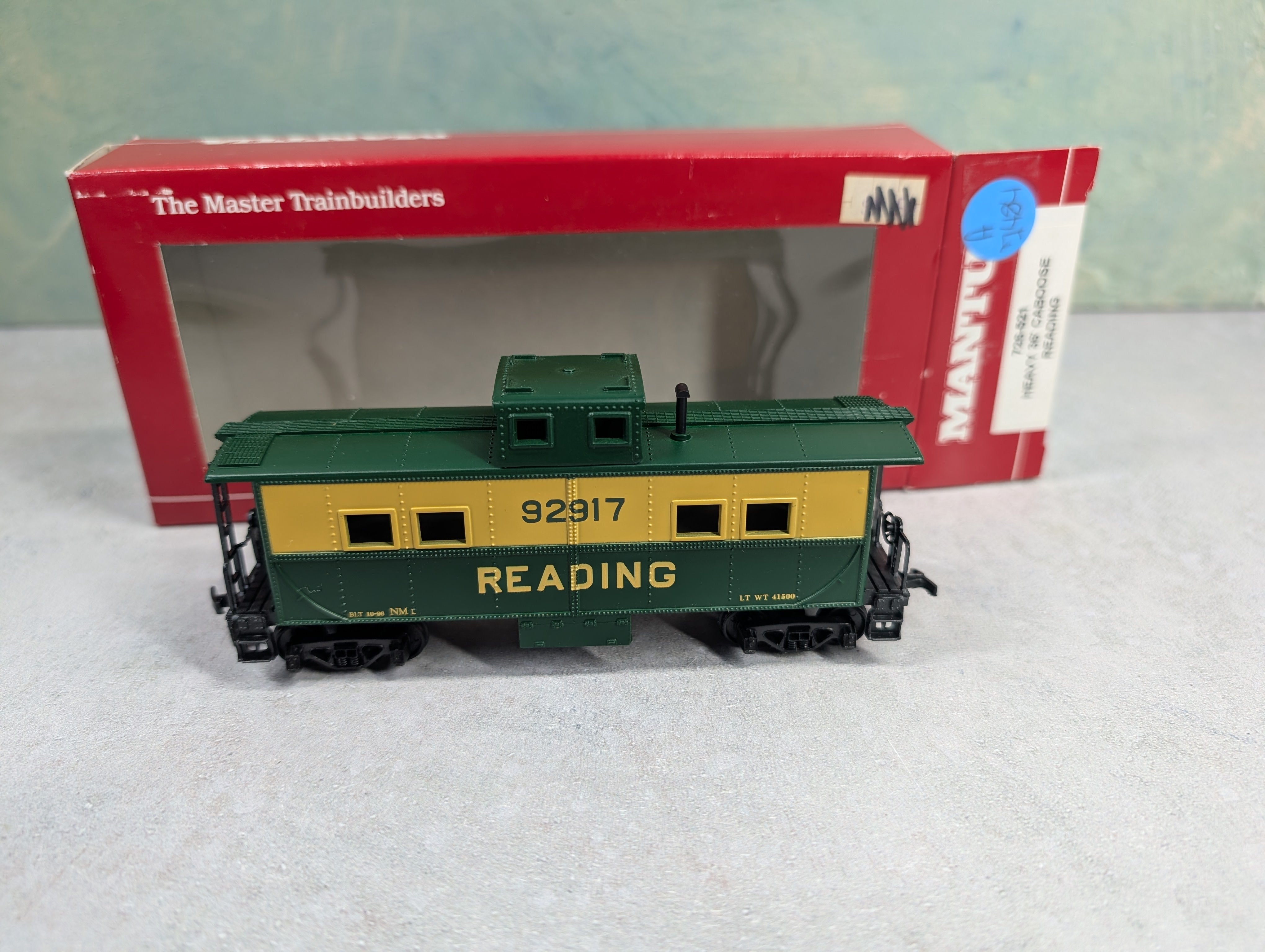 USED Mantua 726-521 HO Scale Heavy 36' Caboose Reading #92917