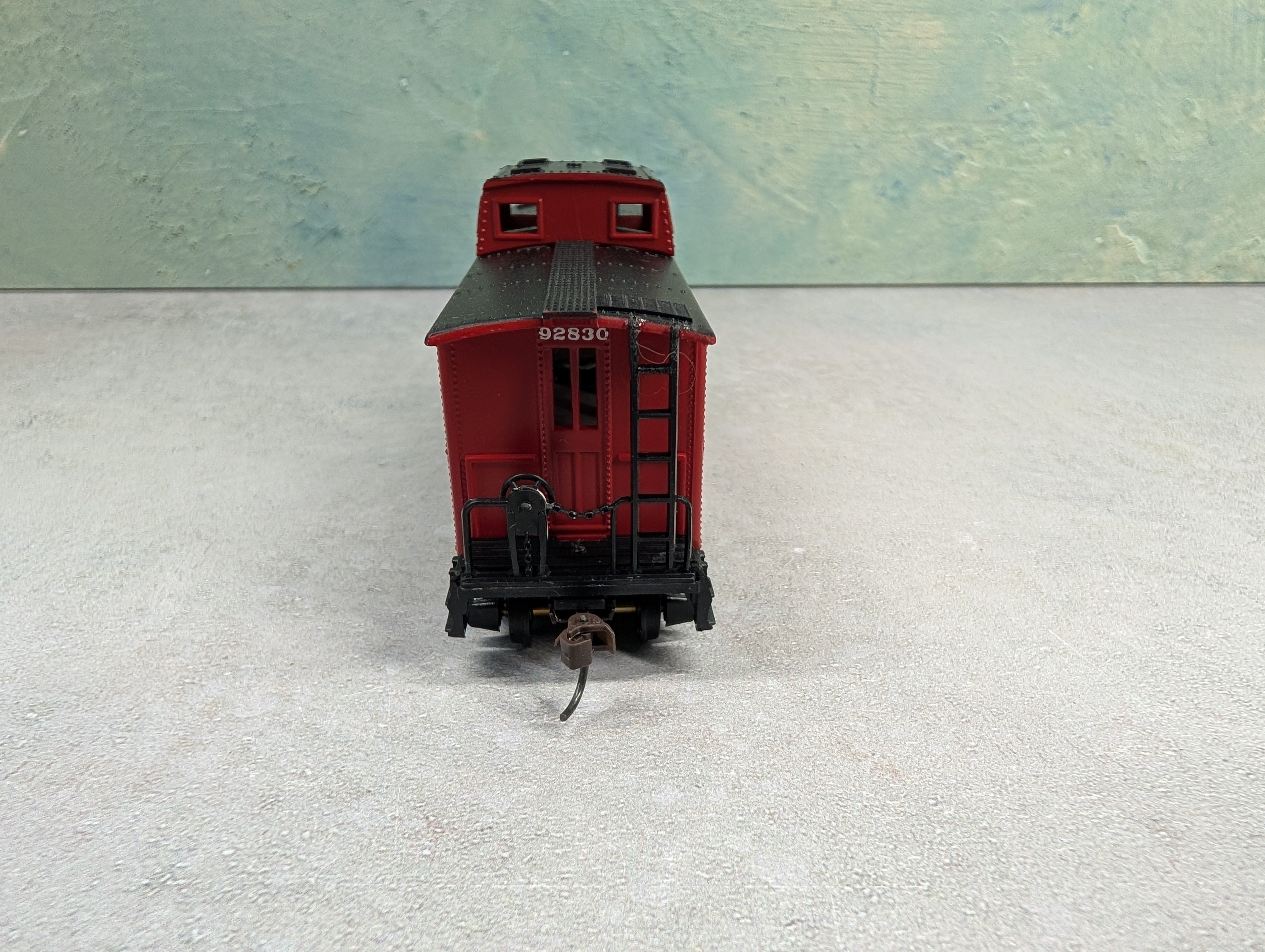 USED Mantua 726-621 HO Scale Heavy 36' Caboose Reading #92830