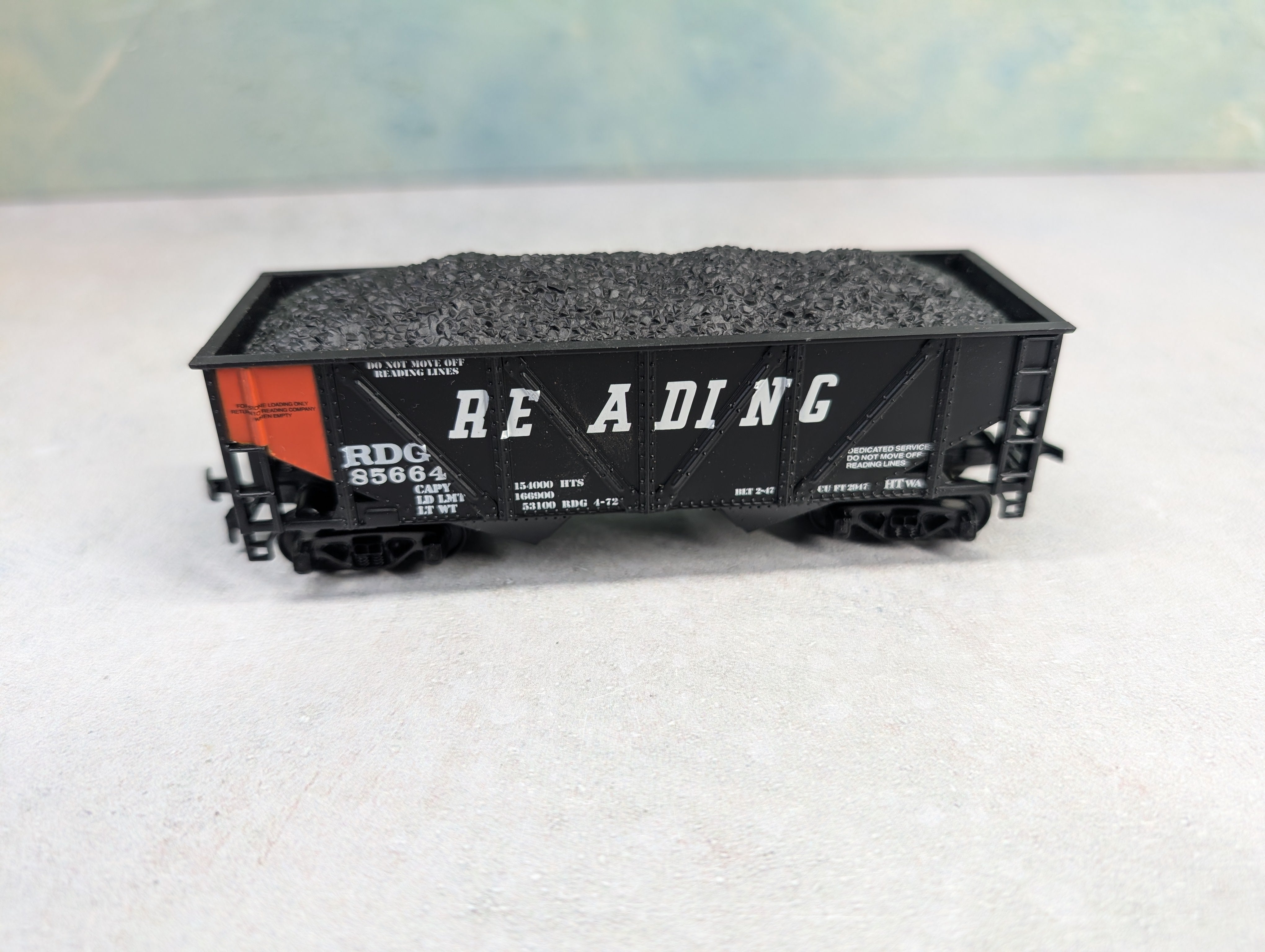 USED Mantua 729-621 HO Scale Heavy 32' Hopper Reading RDG #85664