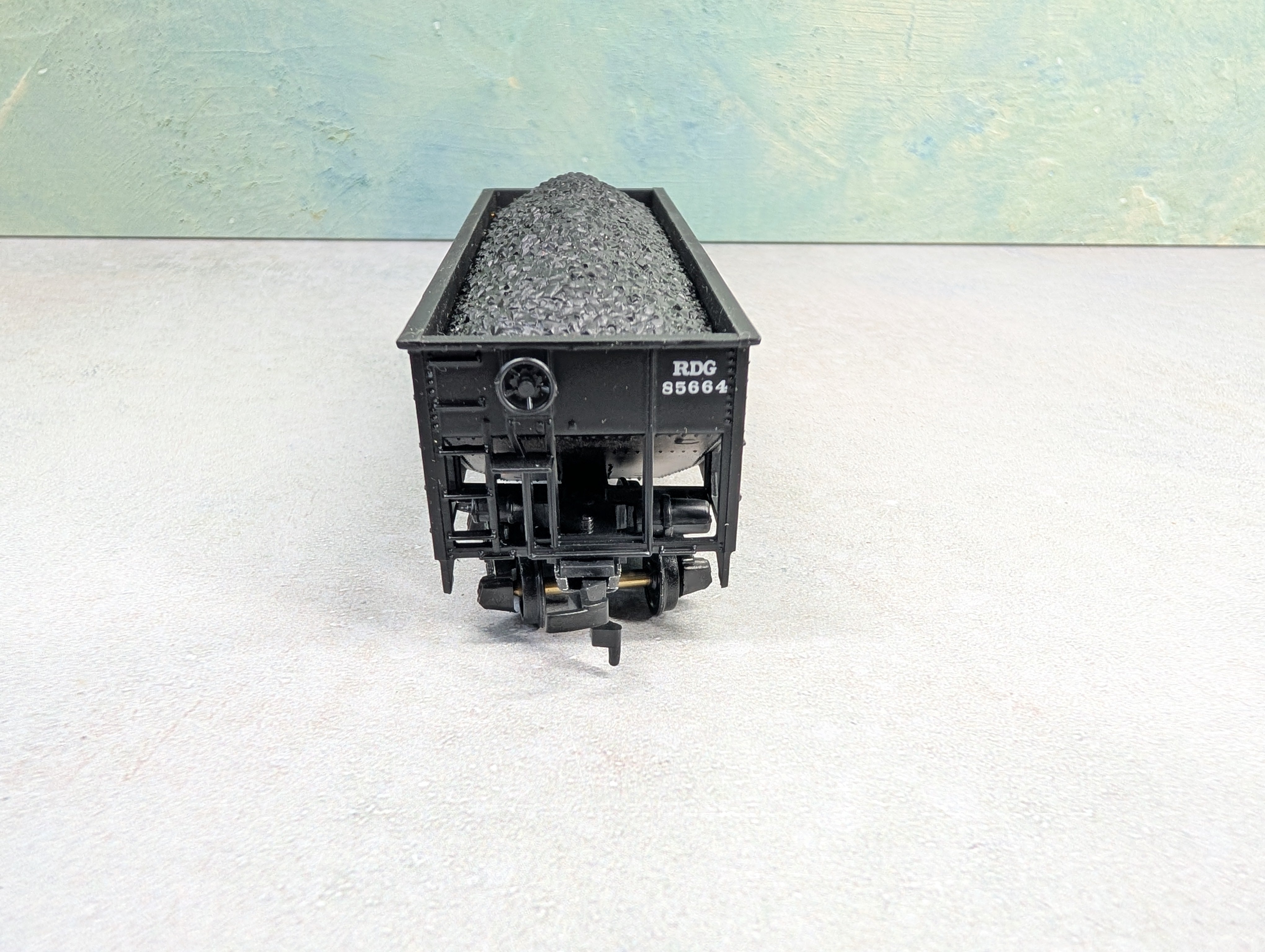 USED Mantua 729-621 HO Scale Heavy 32' Hopper Reading RDG #85664