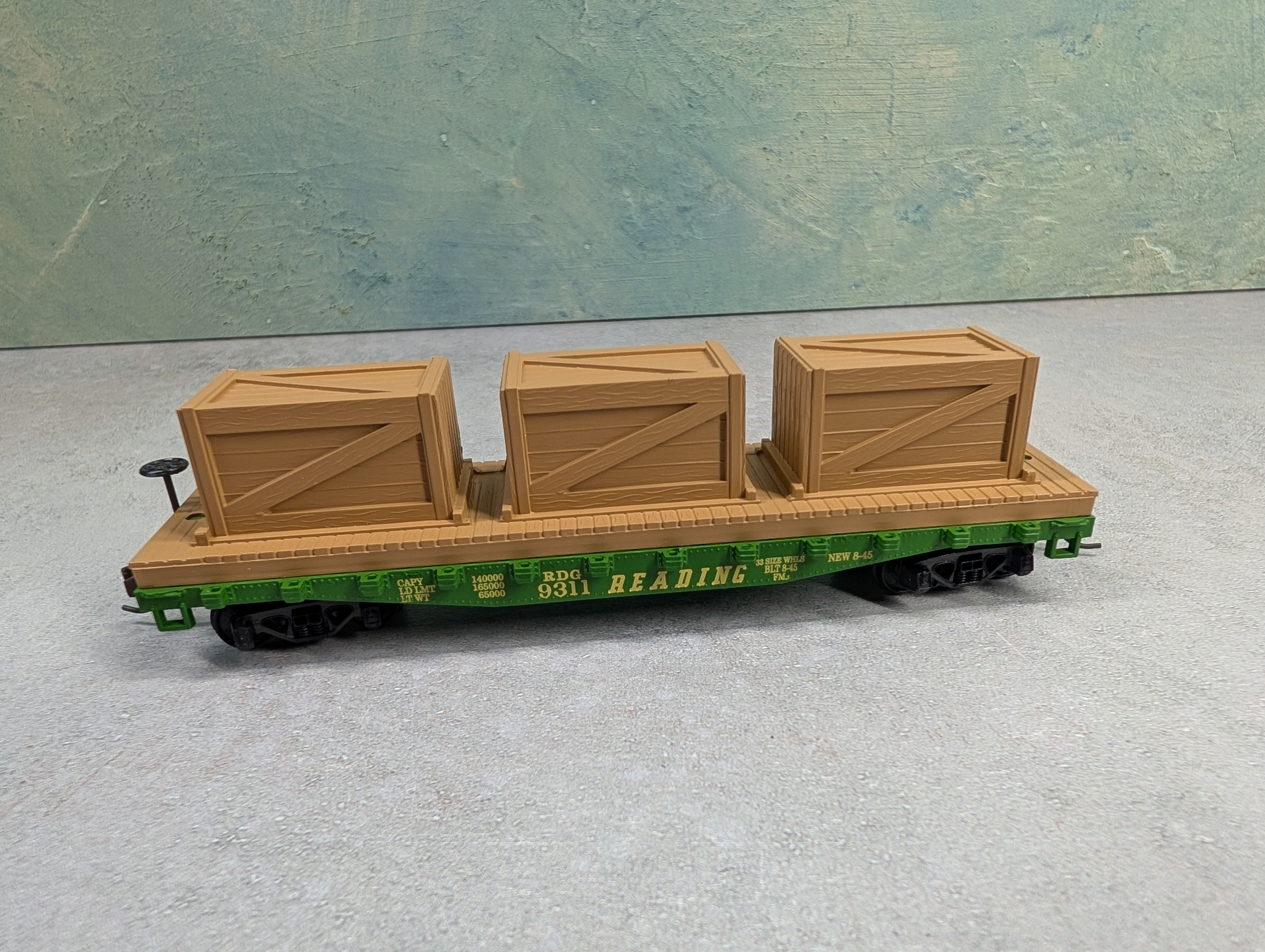 USED Mantua 727-021 HO Scale Flat Car w/ Crates Reading RDG #9311