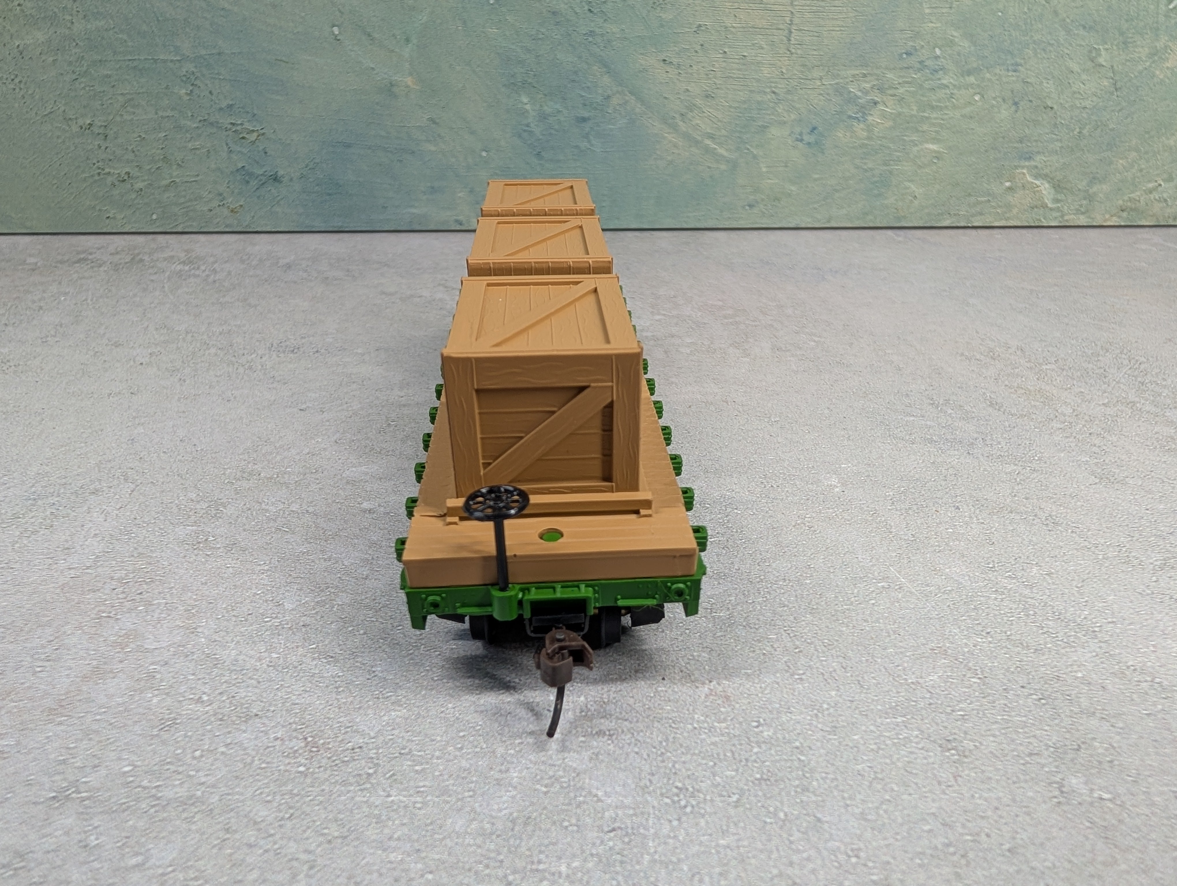 USED Mantua 727-021 HO Scale Flat Car w/ Crates Reading RDG #9311