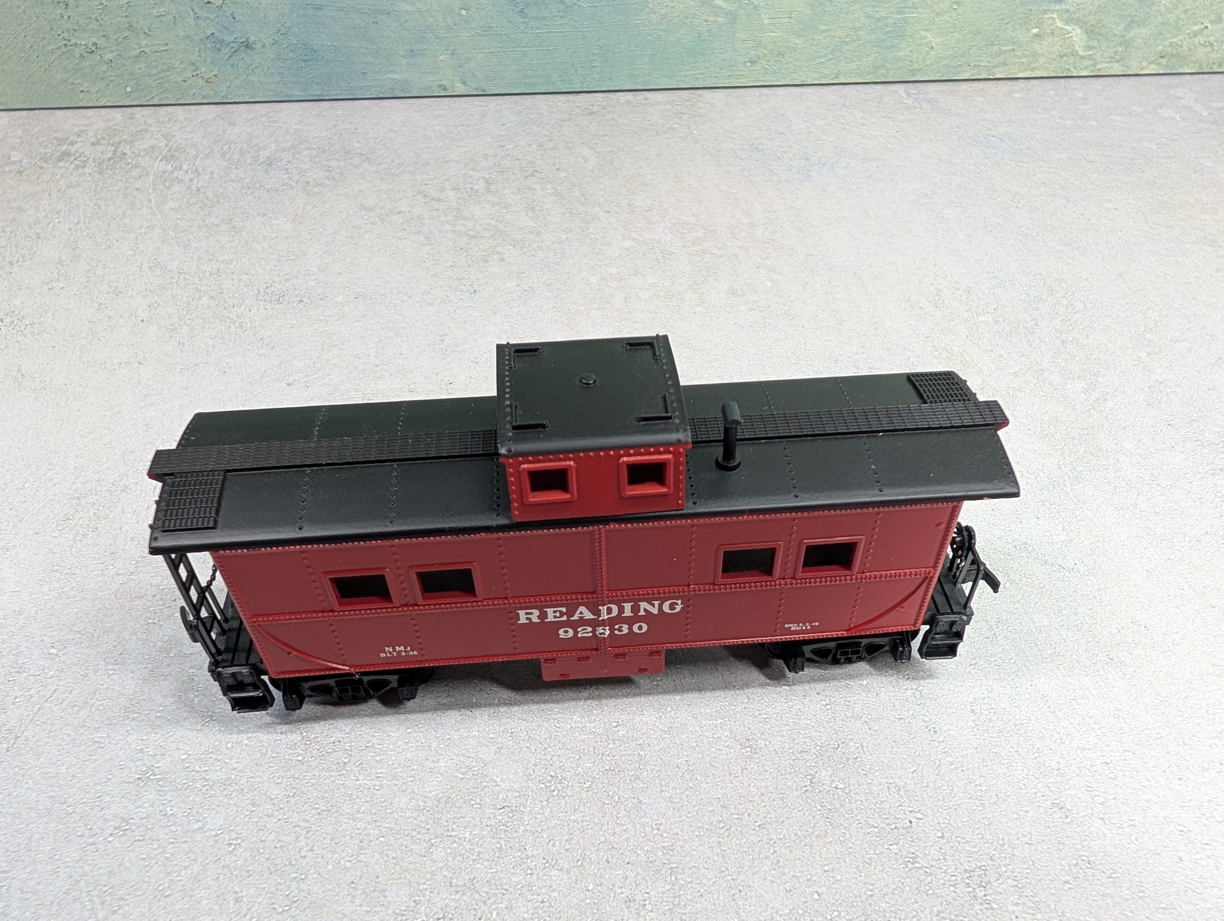 USED Mantua 726-621 HO Scale Heavy 36' Caboose Reading #92830