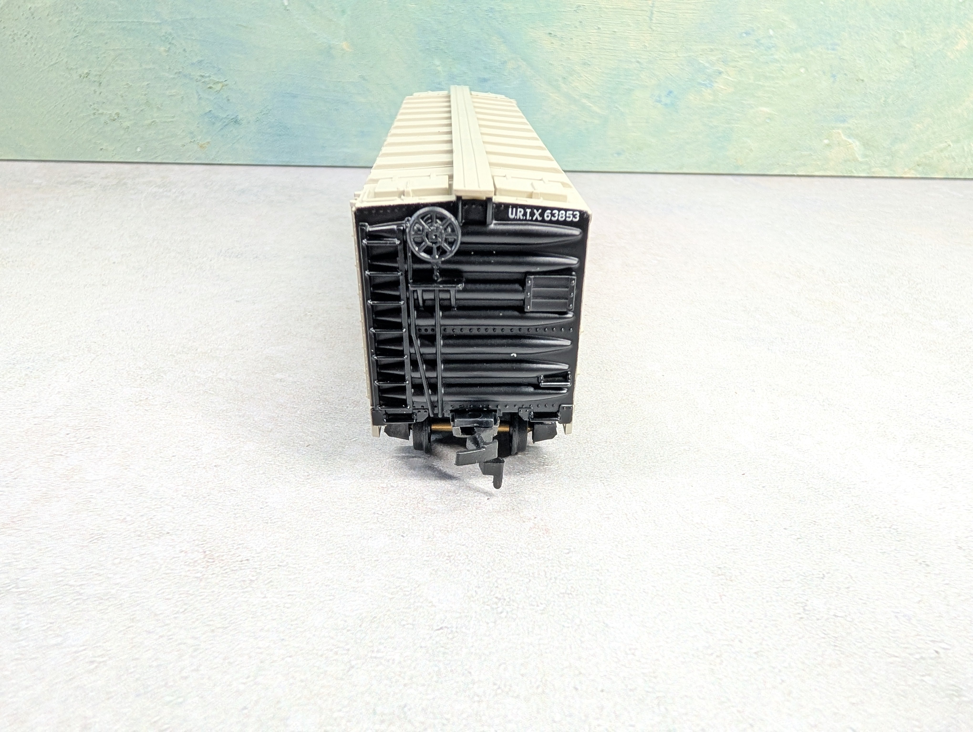 USED Mantua 733-590 HO Scale Heavy 40' Steel Reef Car Dubuque URTX #63853