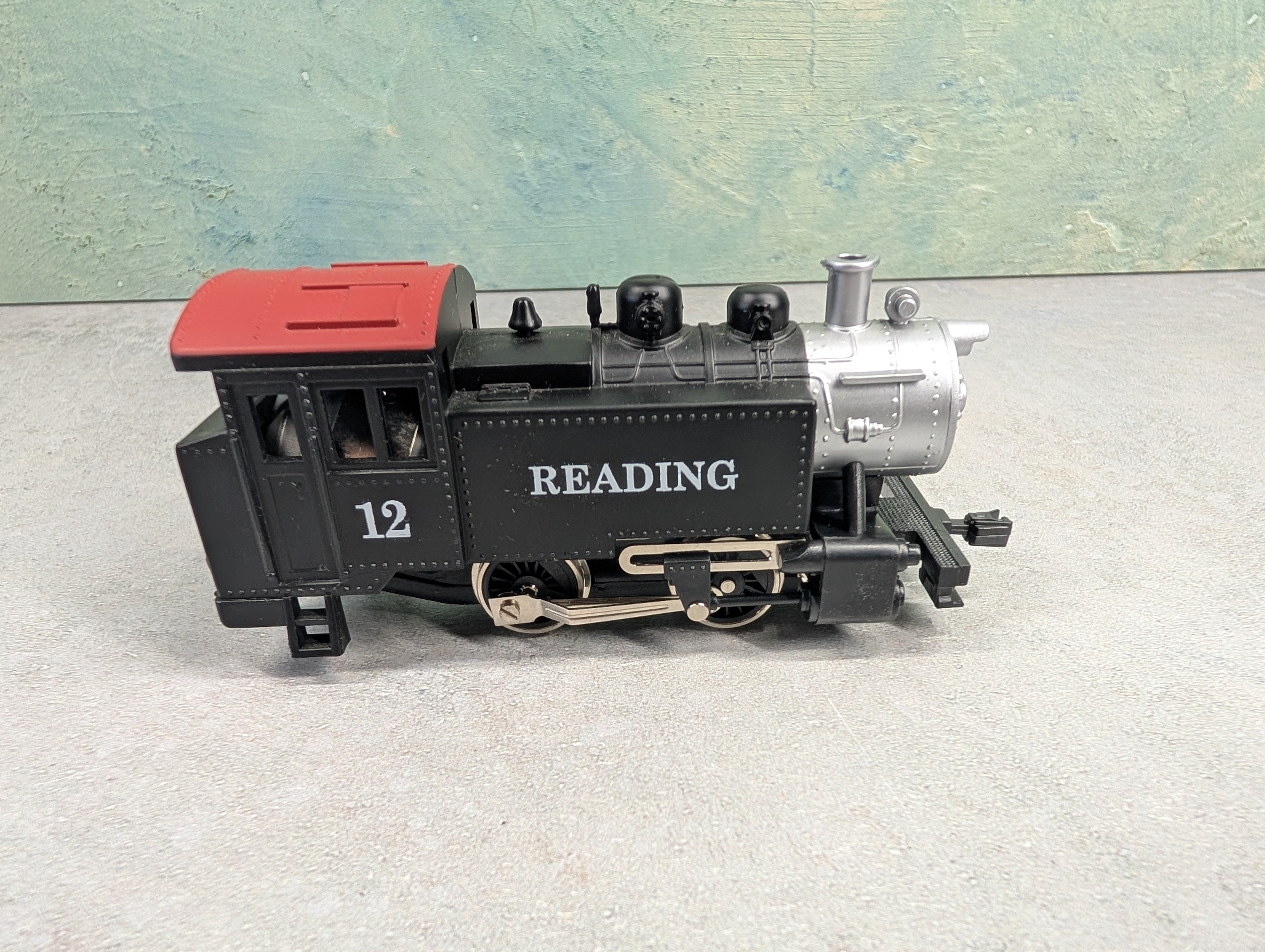 USED Model Power 96508 HO Scale 0-4-0 Steam Locomotive Reading #12 Runs Great! DC