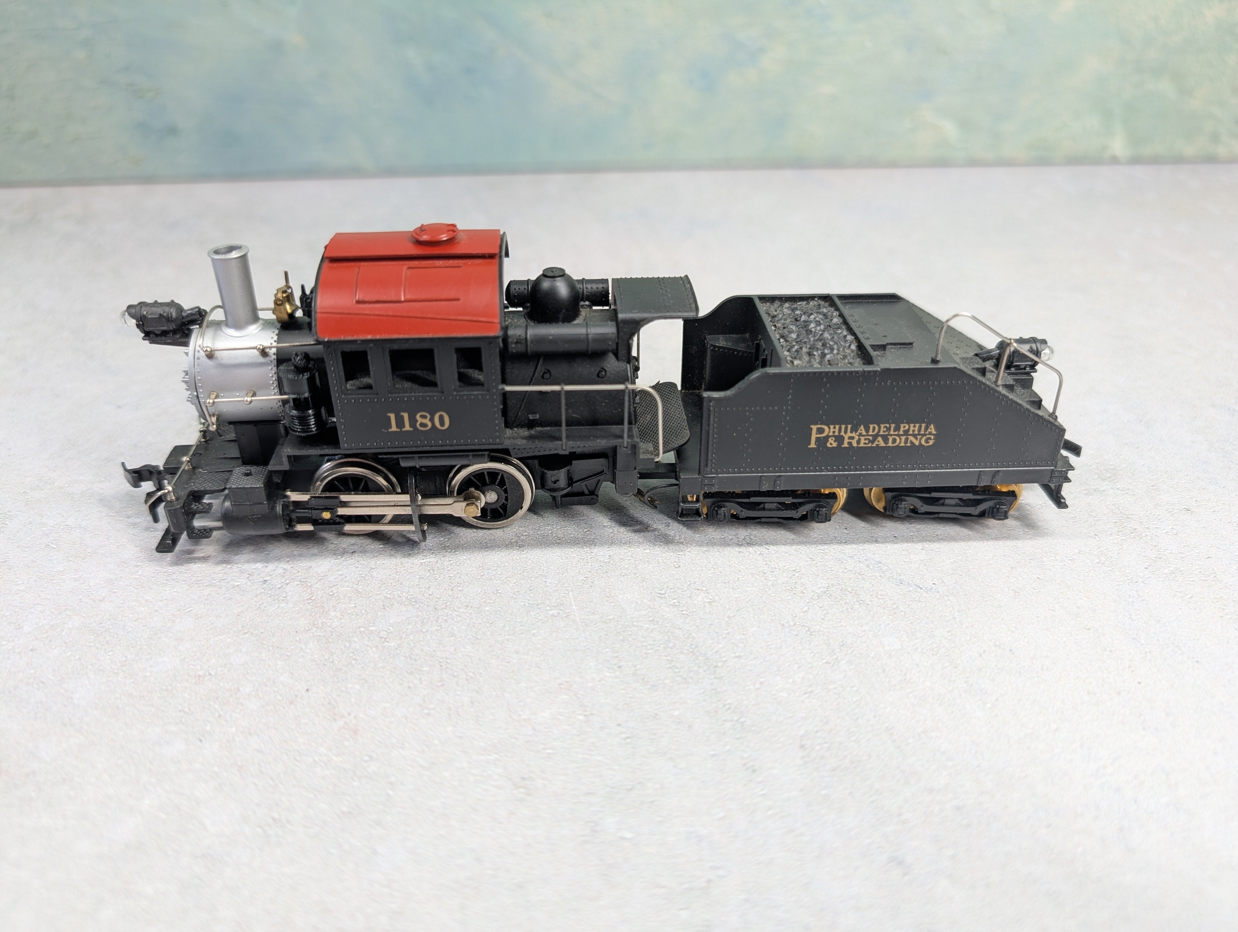 USED Mantua 335-20 HO Scale Goat Switcher Steam Locomotive Philadelphia & Reading #1180 Runs Great! DC