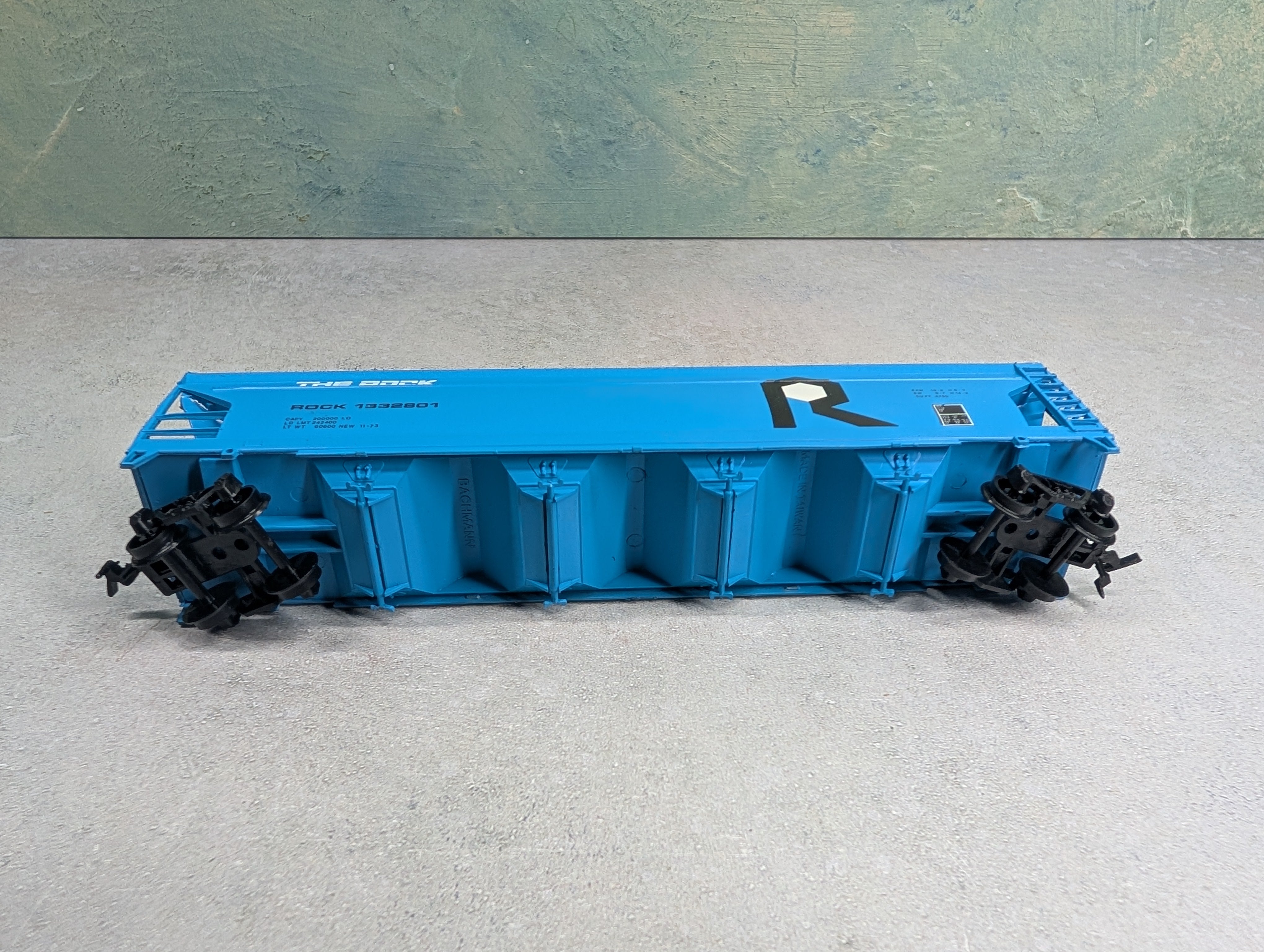 USED Bachmann #431005 HO Scale Center Flow Hopper Rock #1332801