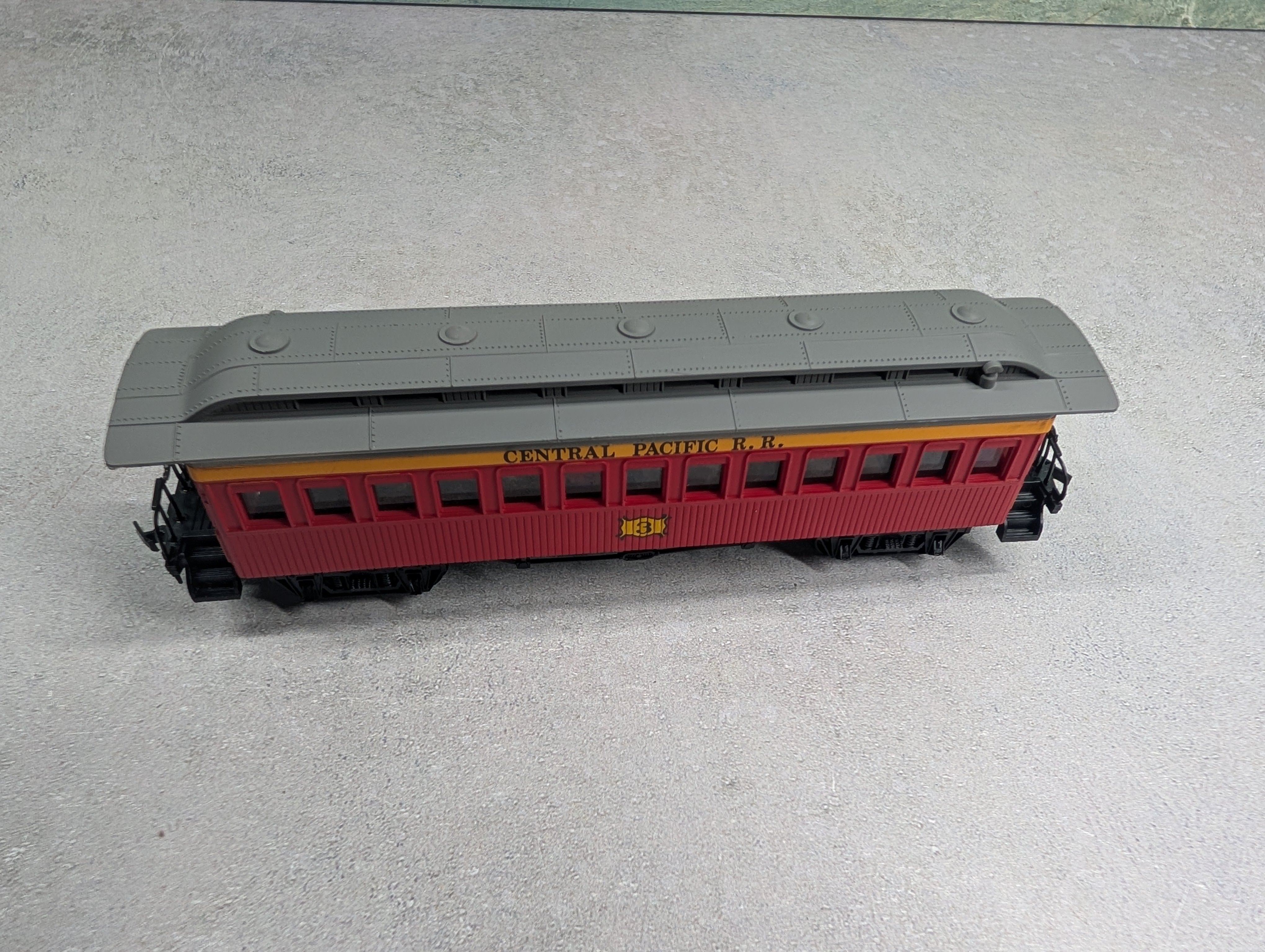 USED Bachmann 1423 HO Scale 46' Old West Coach Central Pacific #3
