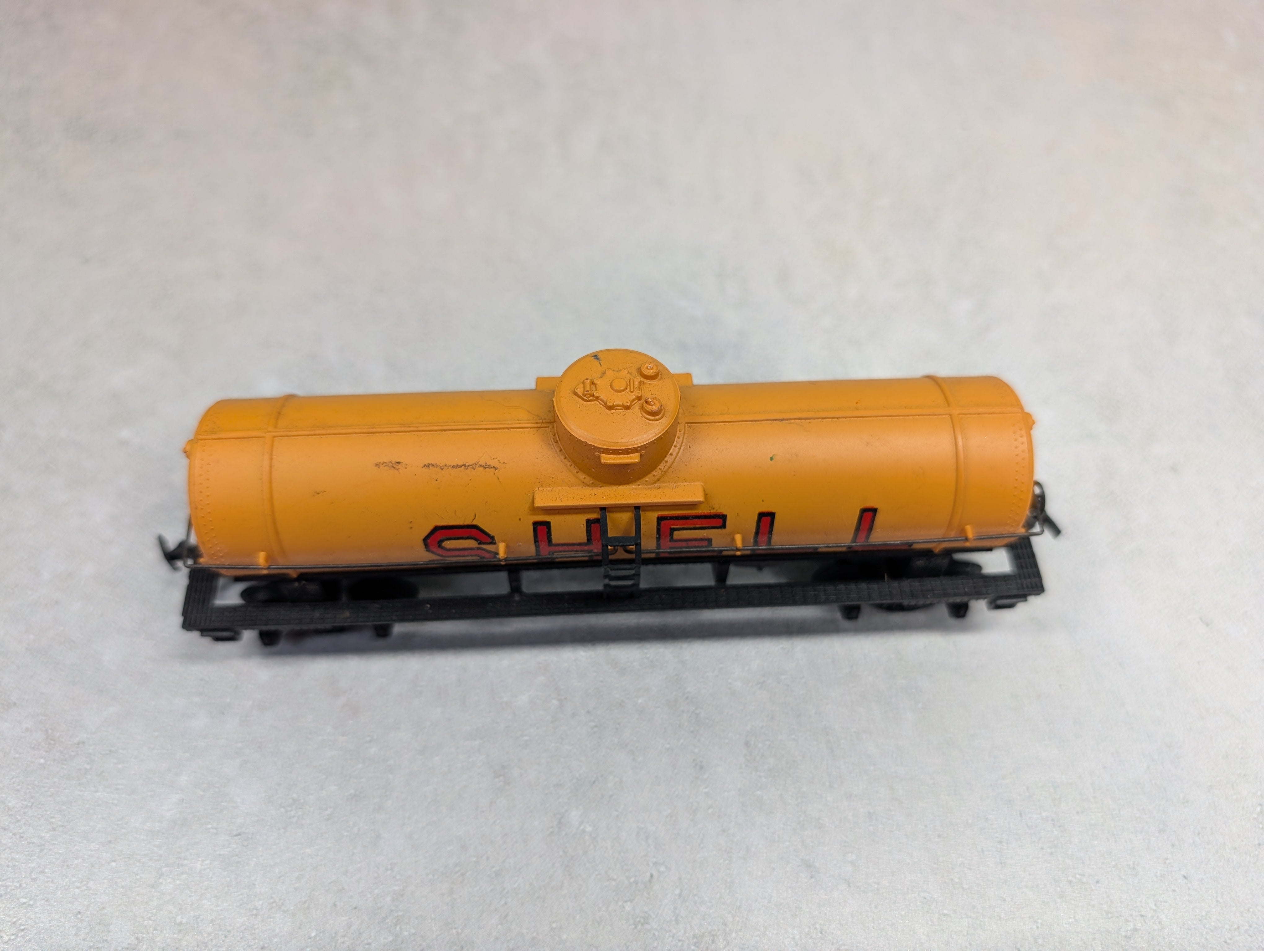 USED Tyco HO Scale Single Dome Tank Car Shell