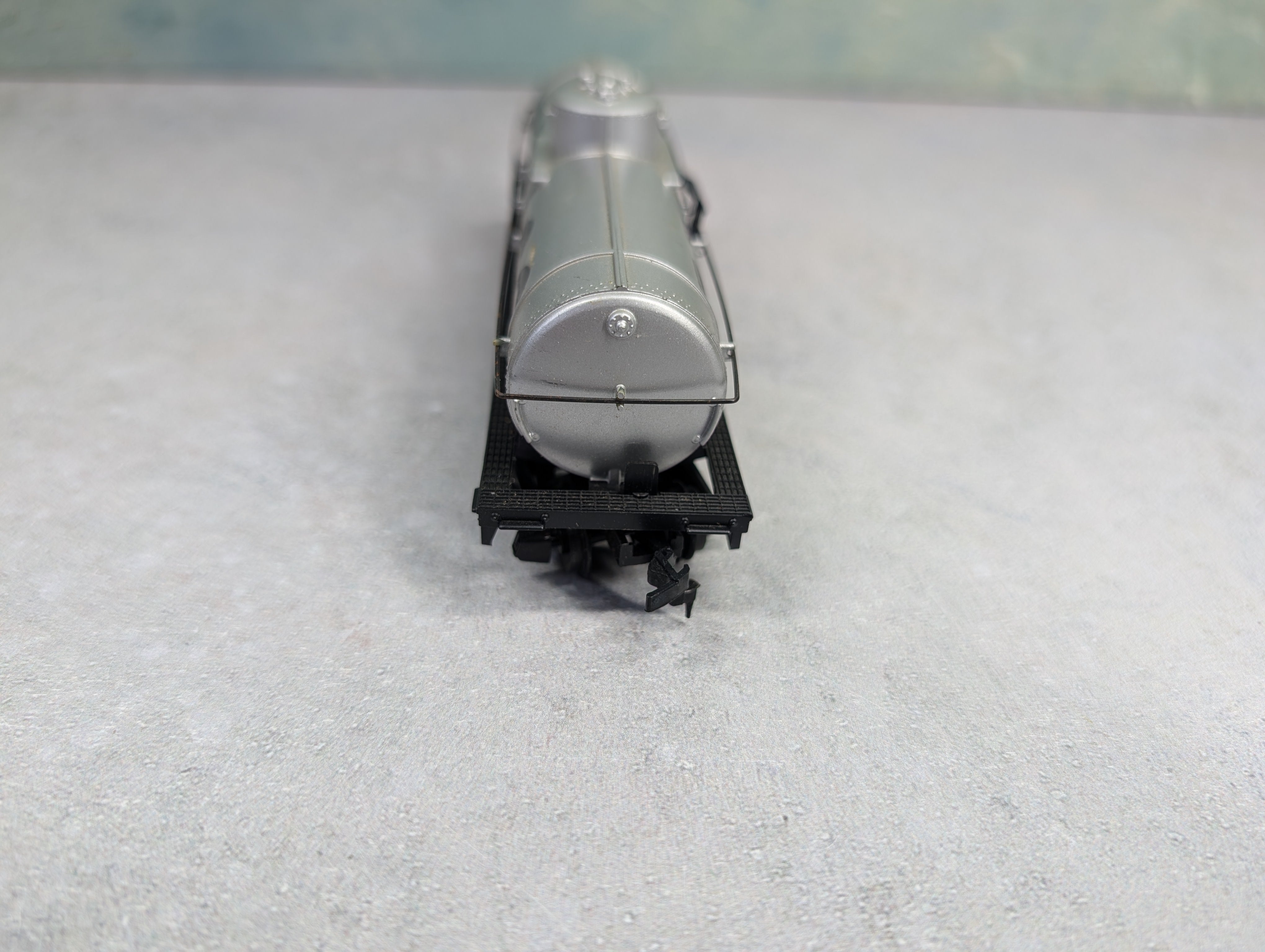 USED Tyco HO Scale Single Dome Tank Car Texaco