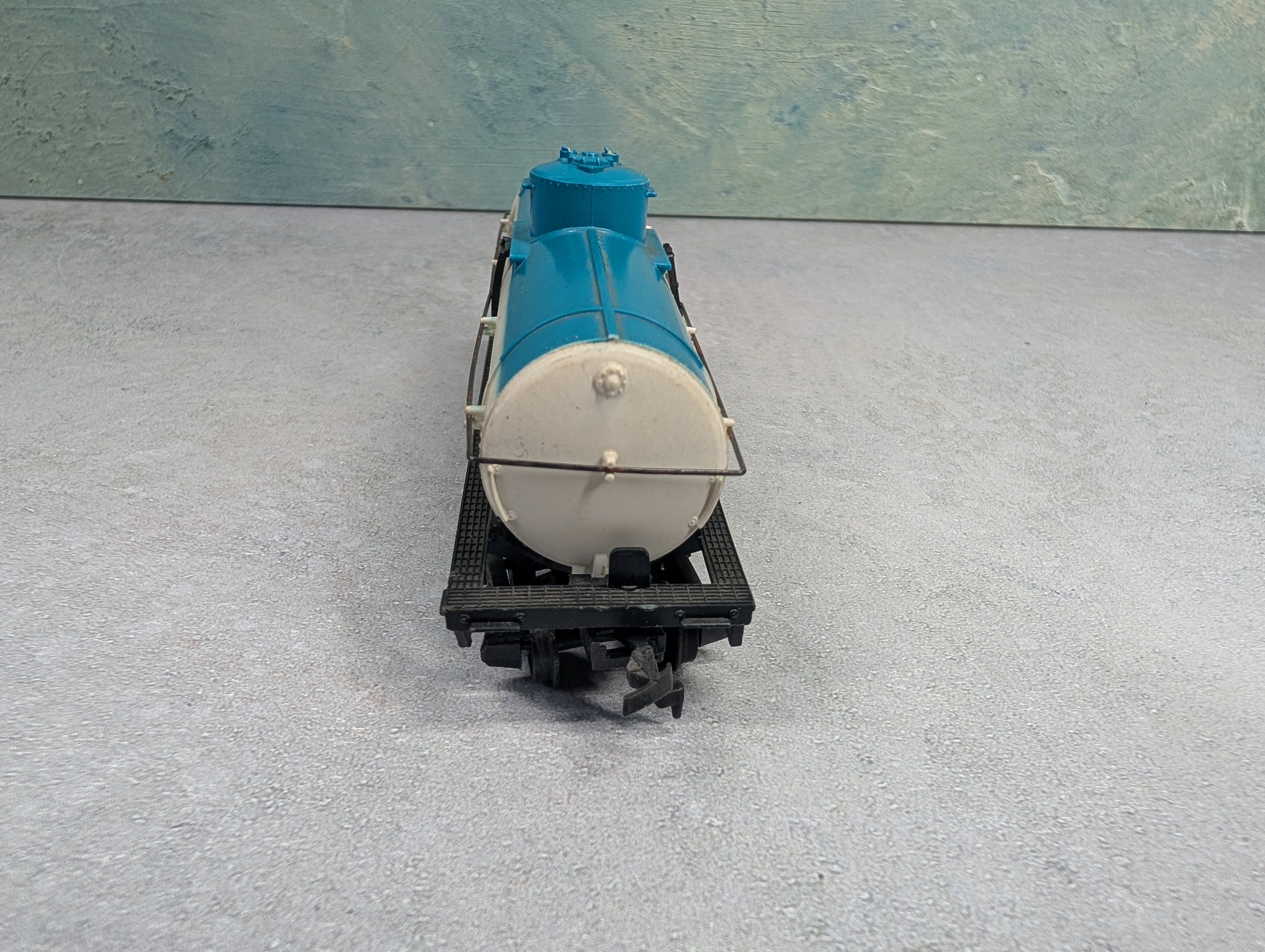 USED Tyco HO Scale Single Dome Tank Car Wesson GATX #9876