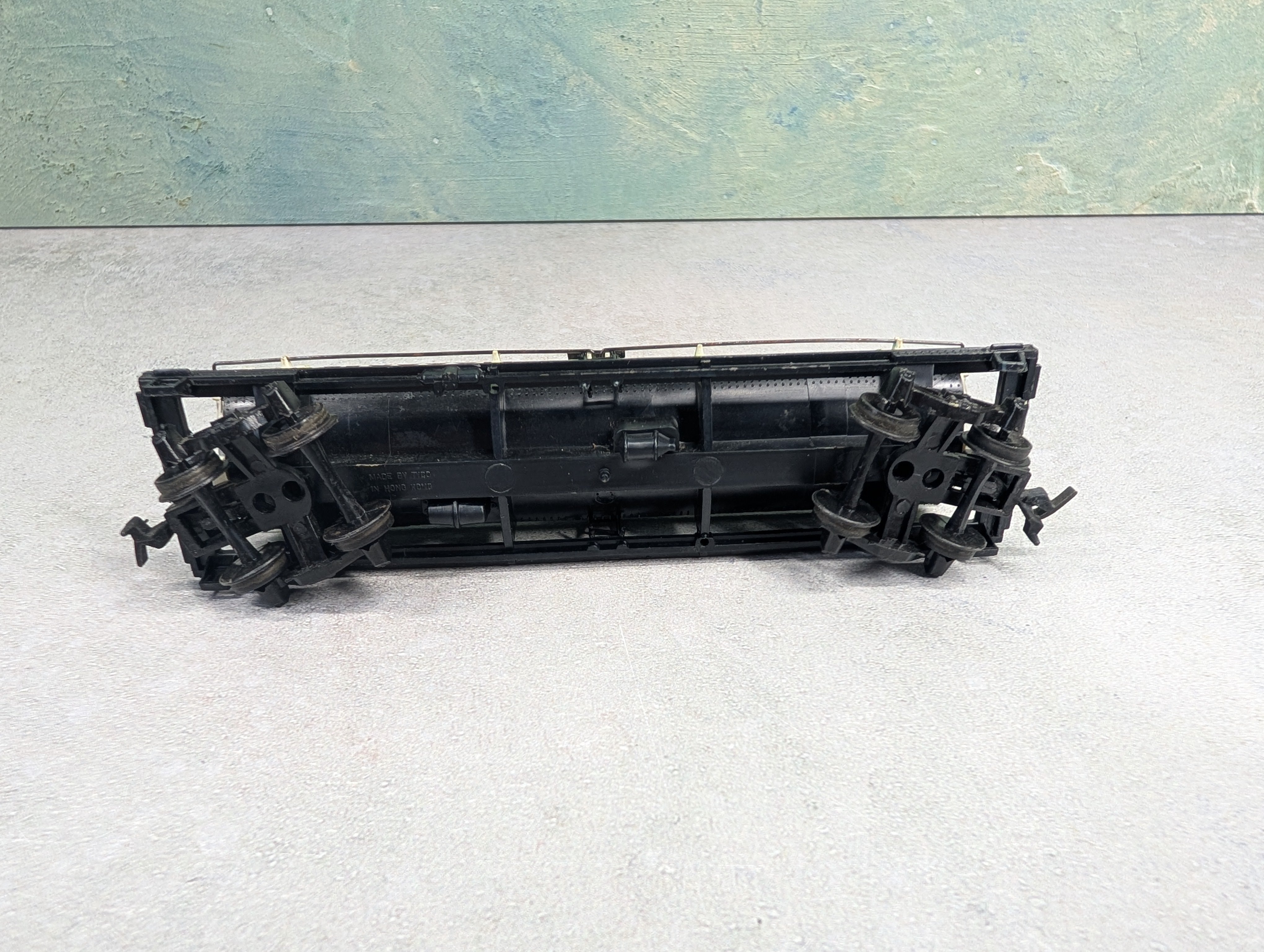 USED Tyco HO Scale Single Dome Tank Car Wesson GATX #9876