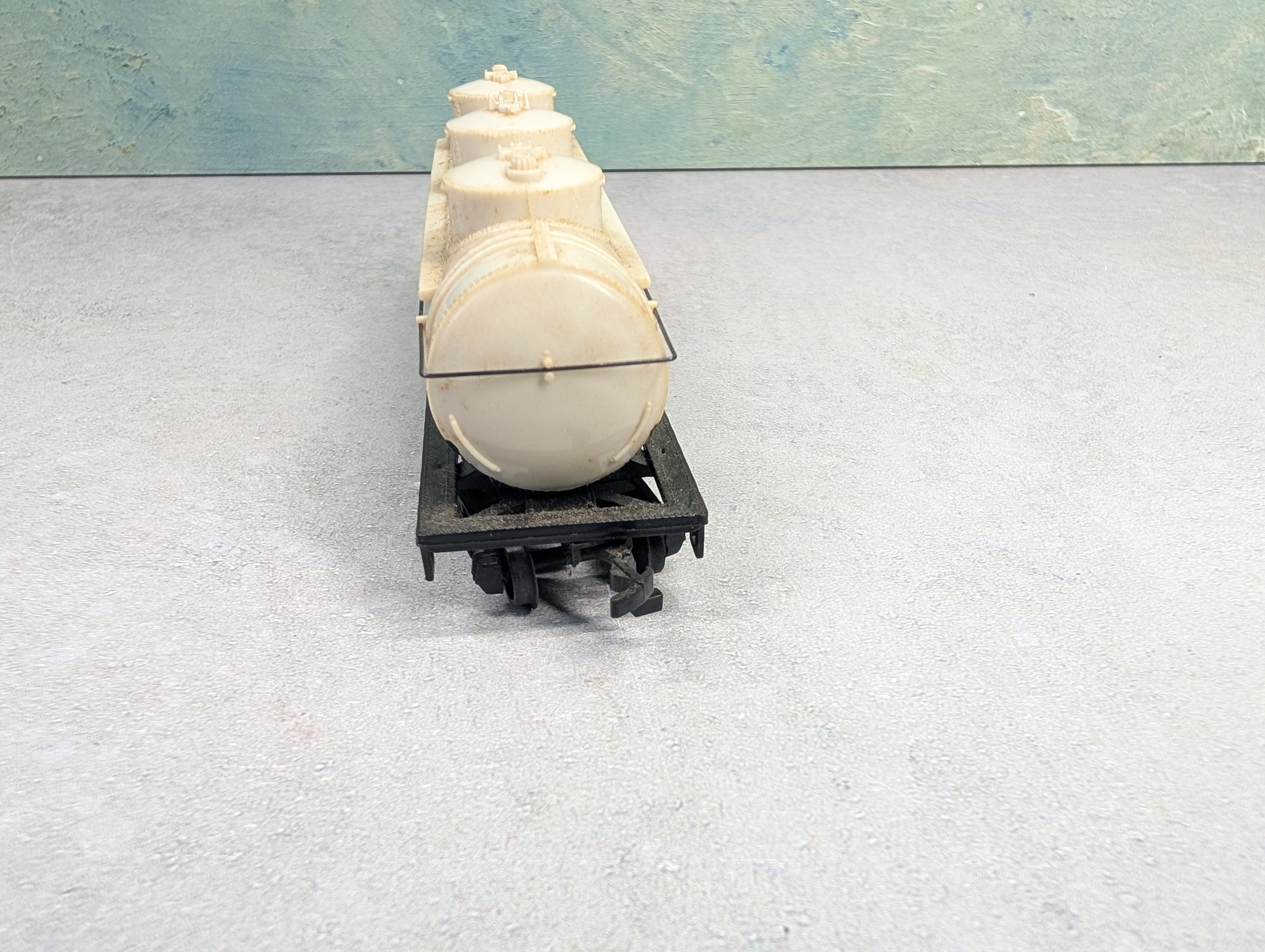USED Bachmann HO Scale Triple Dome Tank Car Cyanamid
