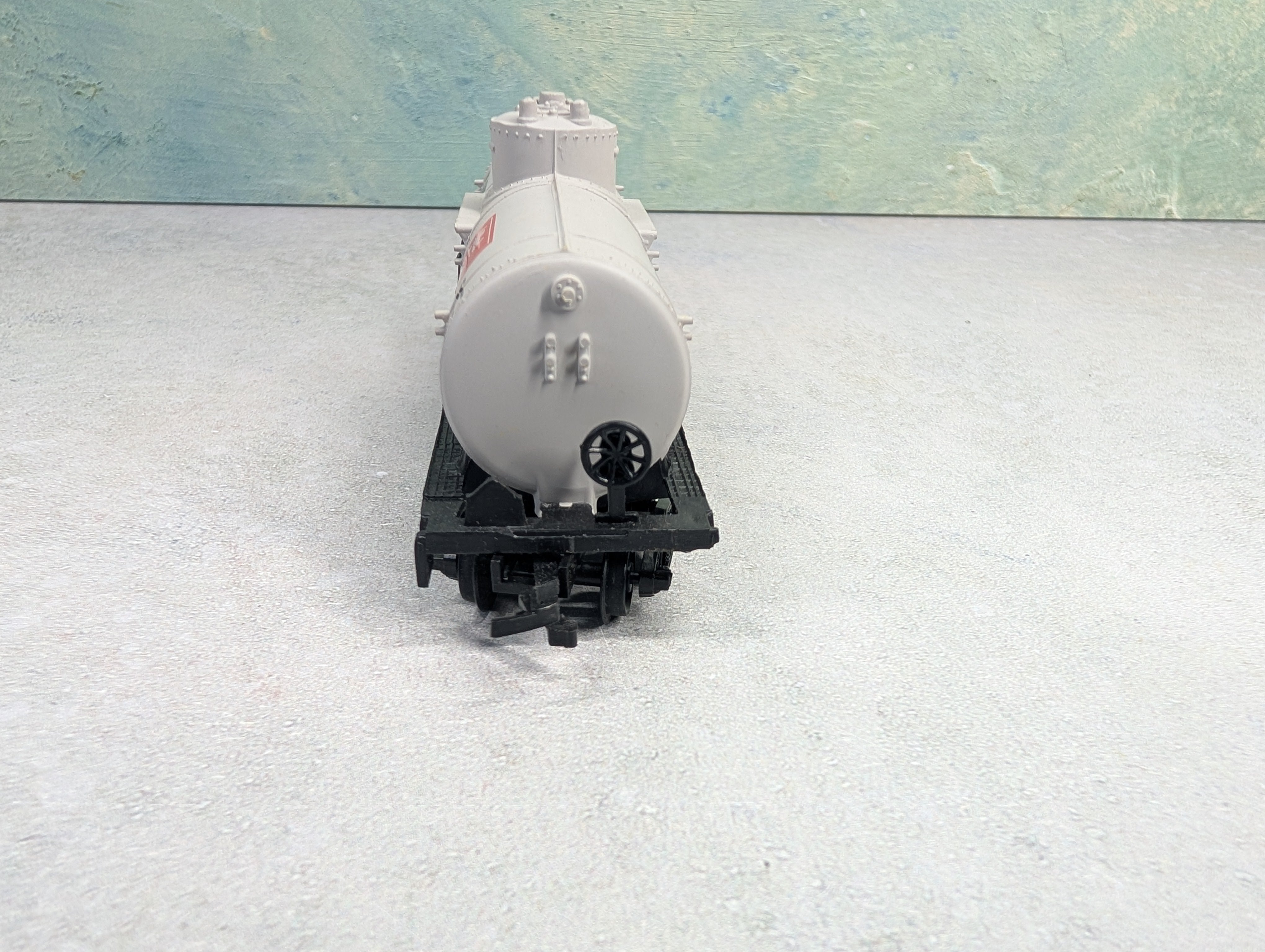 USED Life-Like HO Scale Single Dome Tank Car Allied Chemical ACDX #68075