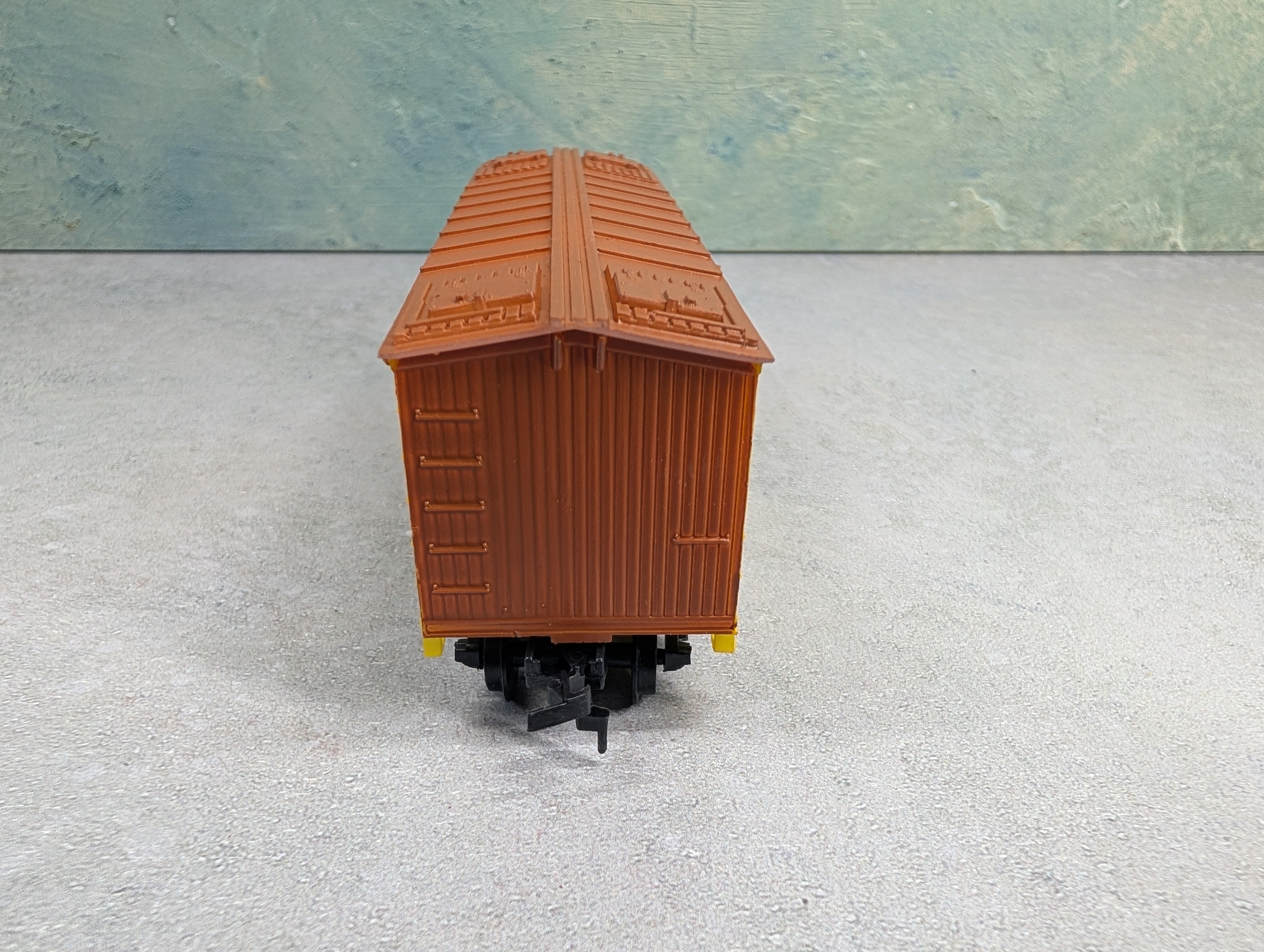 USED Life-Like HO Scale 38' Wooden Reefer Box Car Michelob