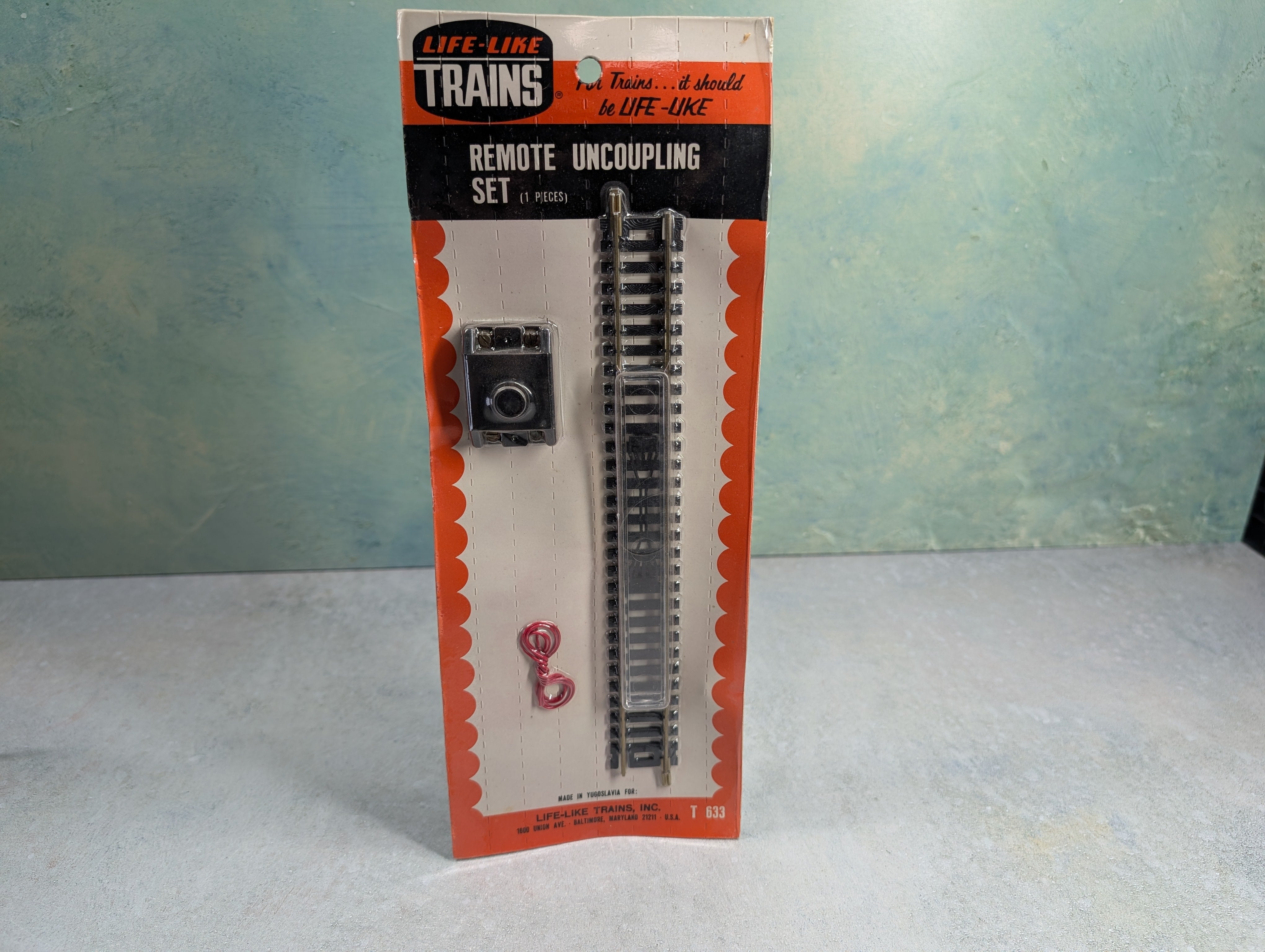 USED Life-Like T633 HO Scale Remote Uncoupling Set, Brass, Code 100