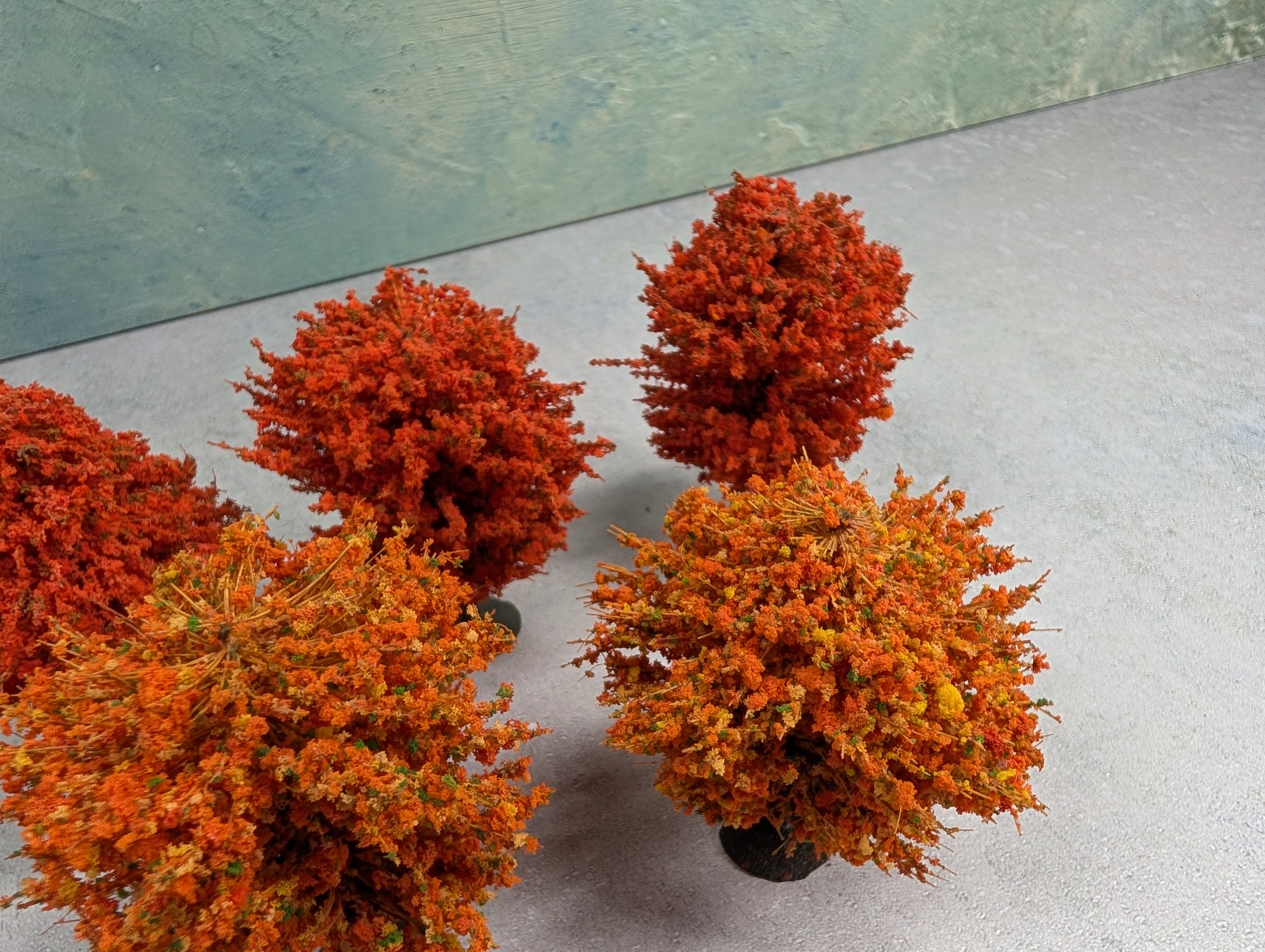 USED HO Scale Lot of Fall Trees