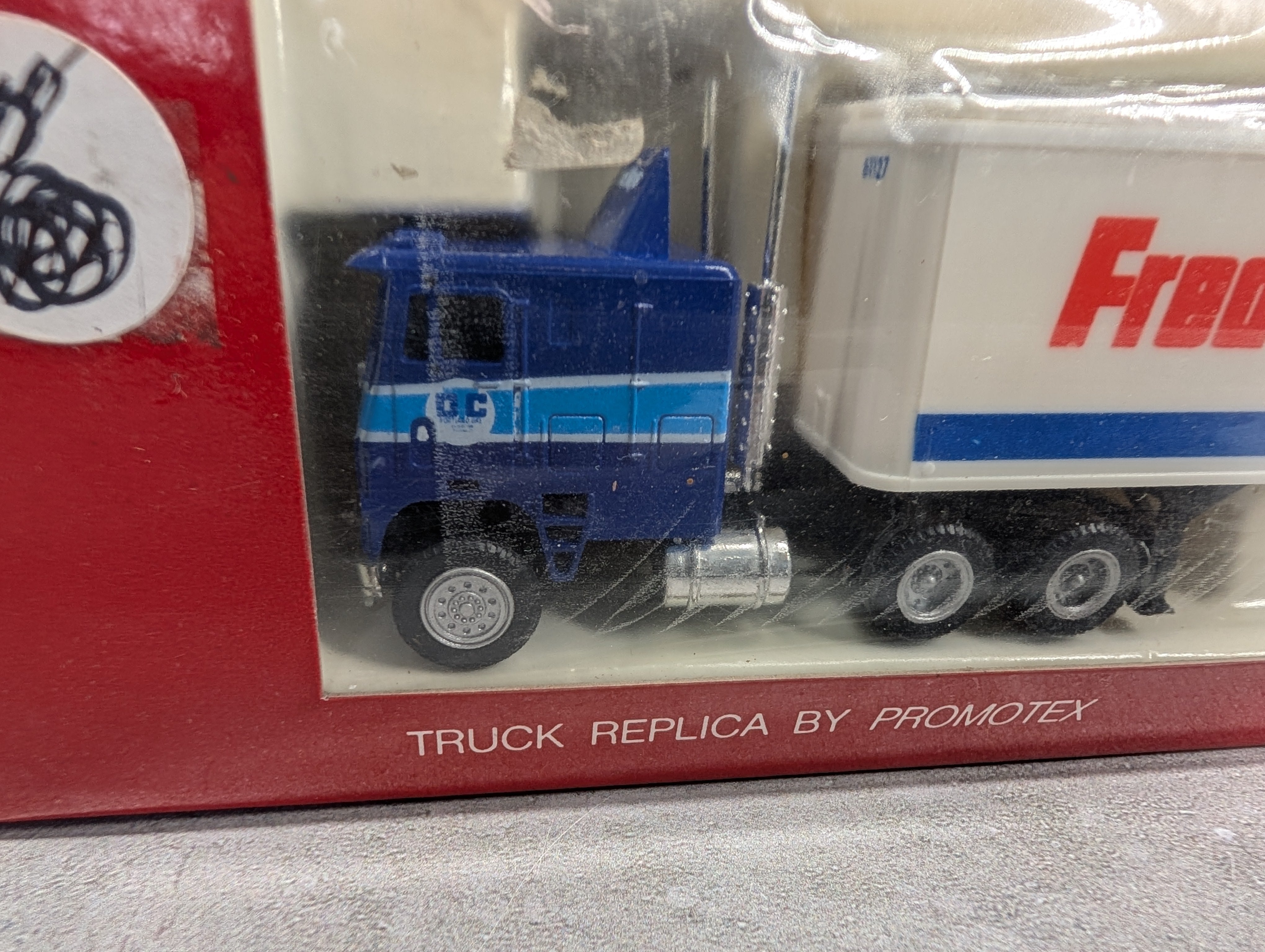 USED Herpa HO Scale Promotex Freightliner Tractor with Double Trailers Fred Meyer