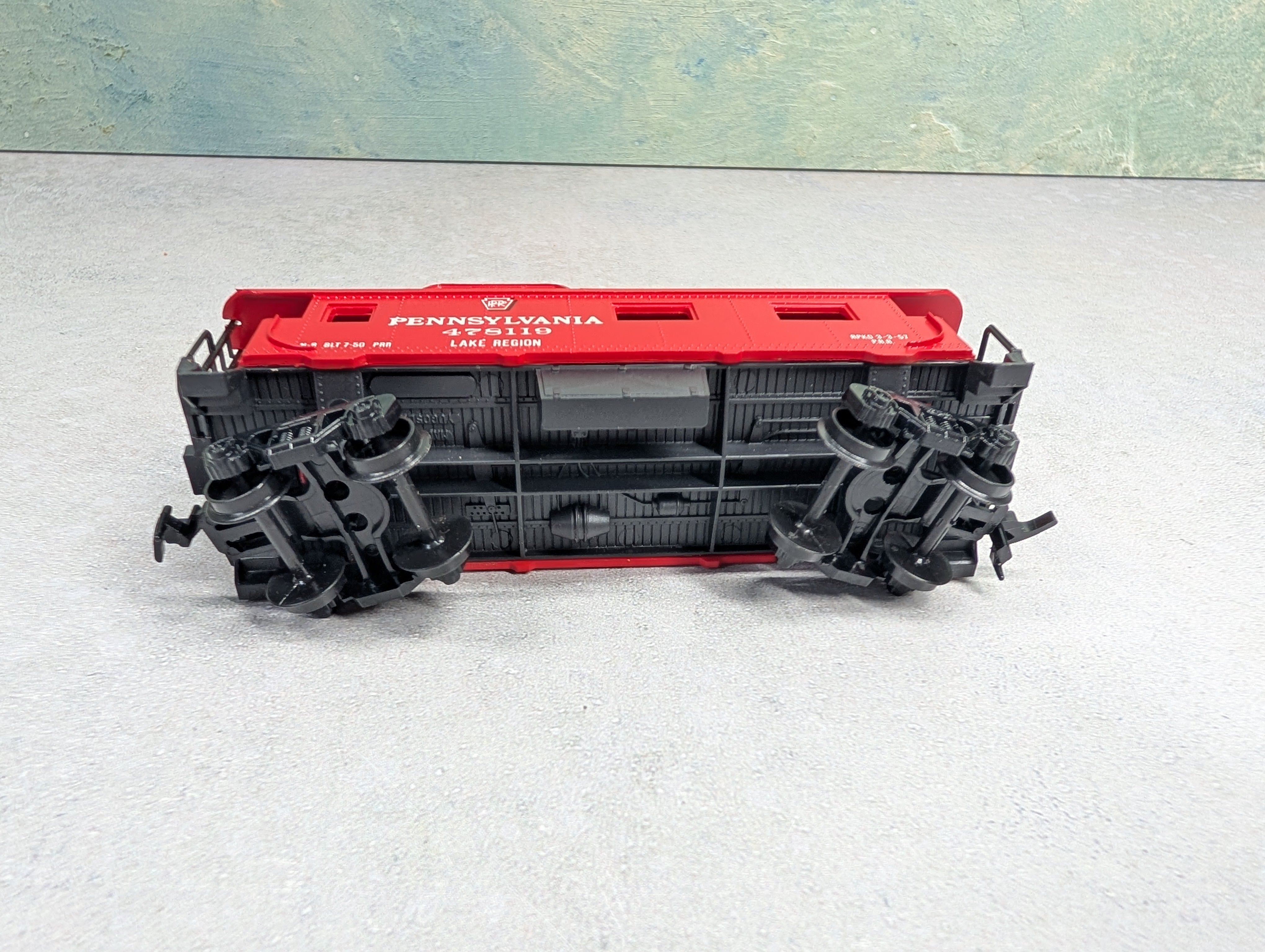 USED Mehano HO Scale Caboose Pennsylvania Lake Region #478119