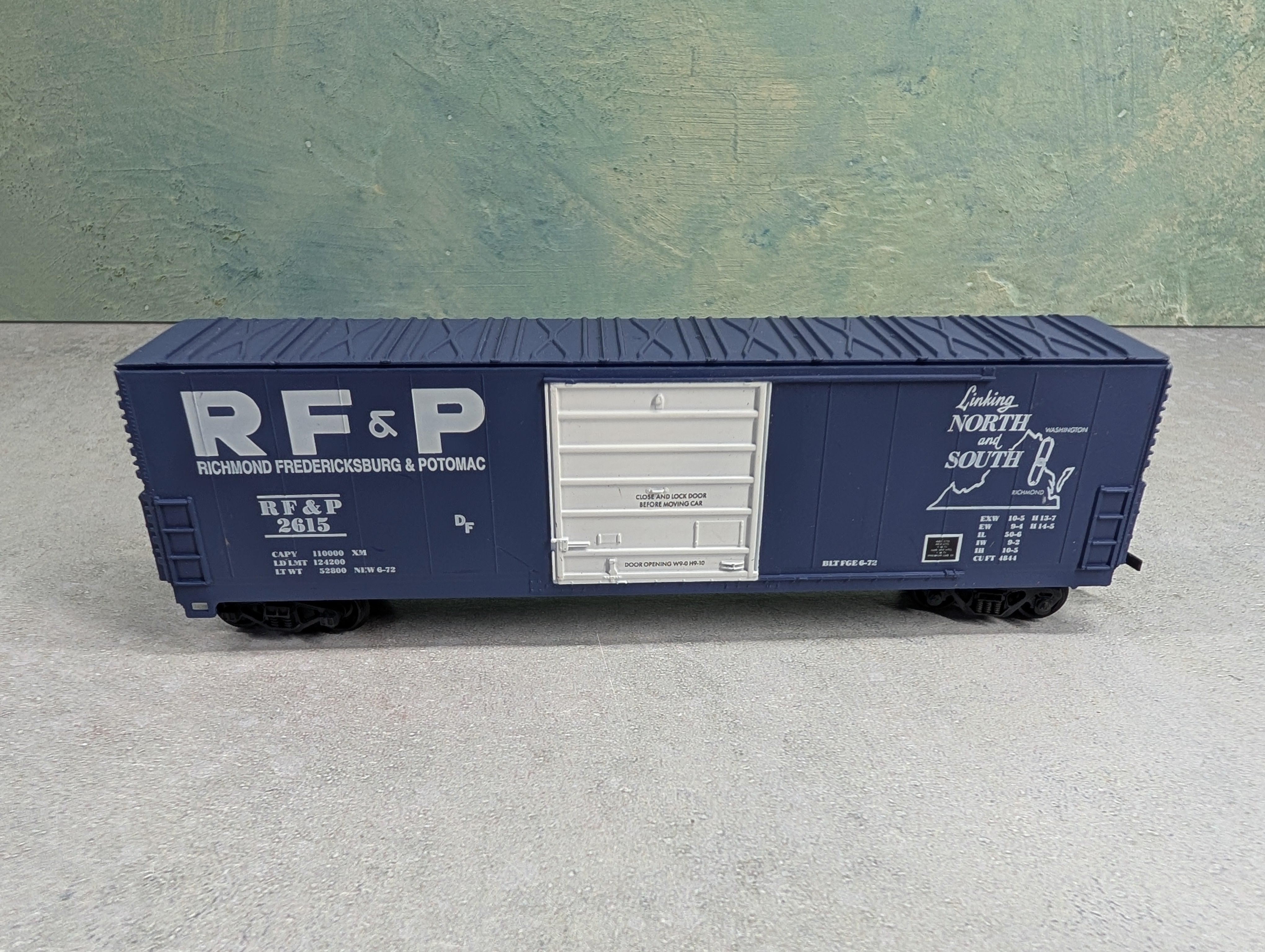 USED Life-Like HO Scale 50' Box Car Richmond Fredericksburg & Potomac RF&P #2615