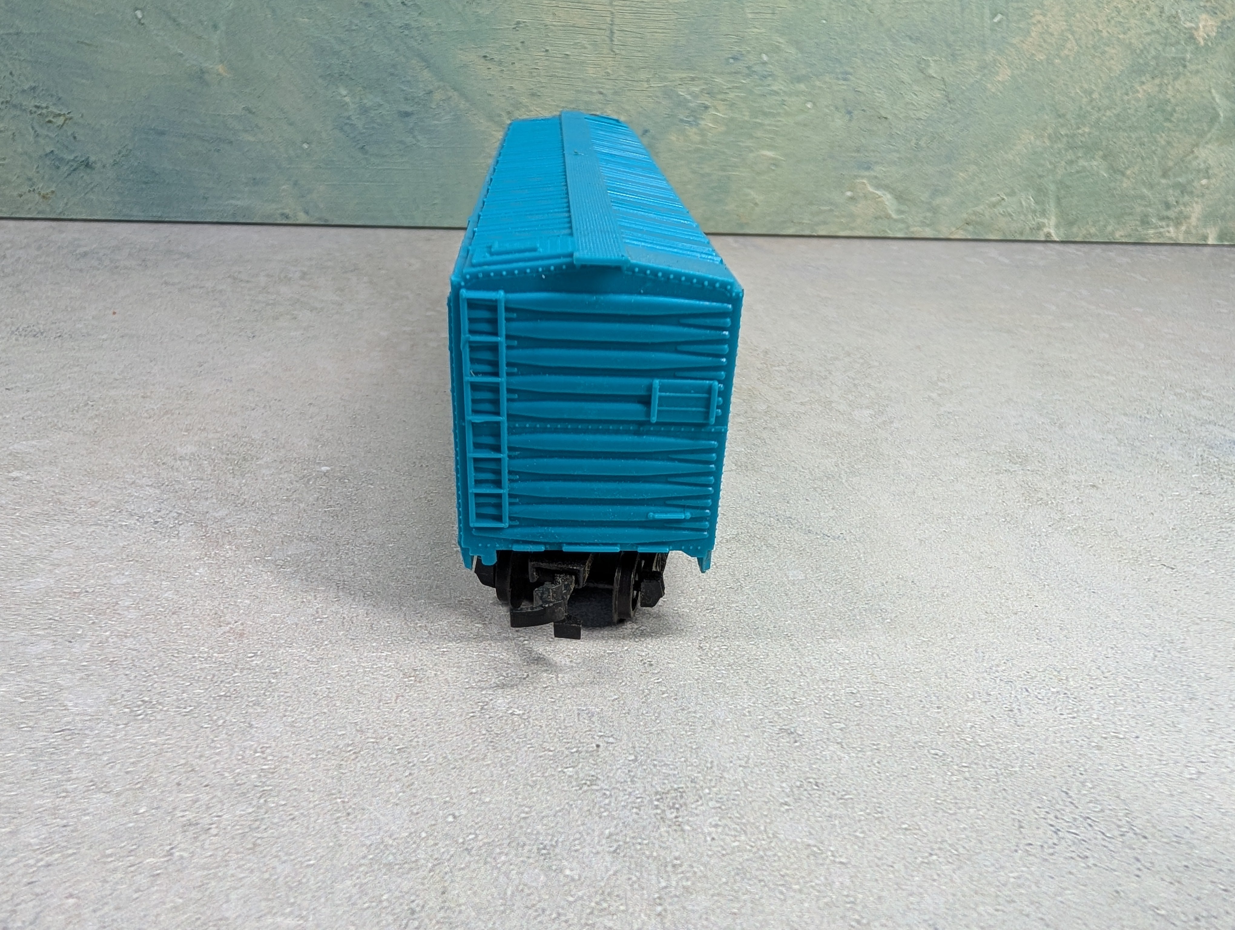 USED Bachmann HO Scale 50' Box Car Rock Island #133274