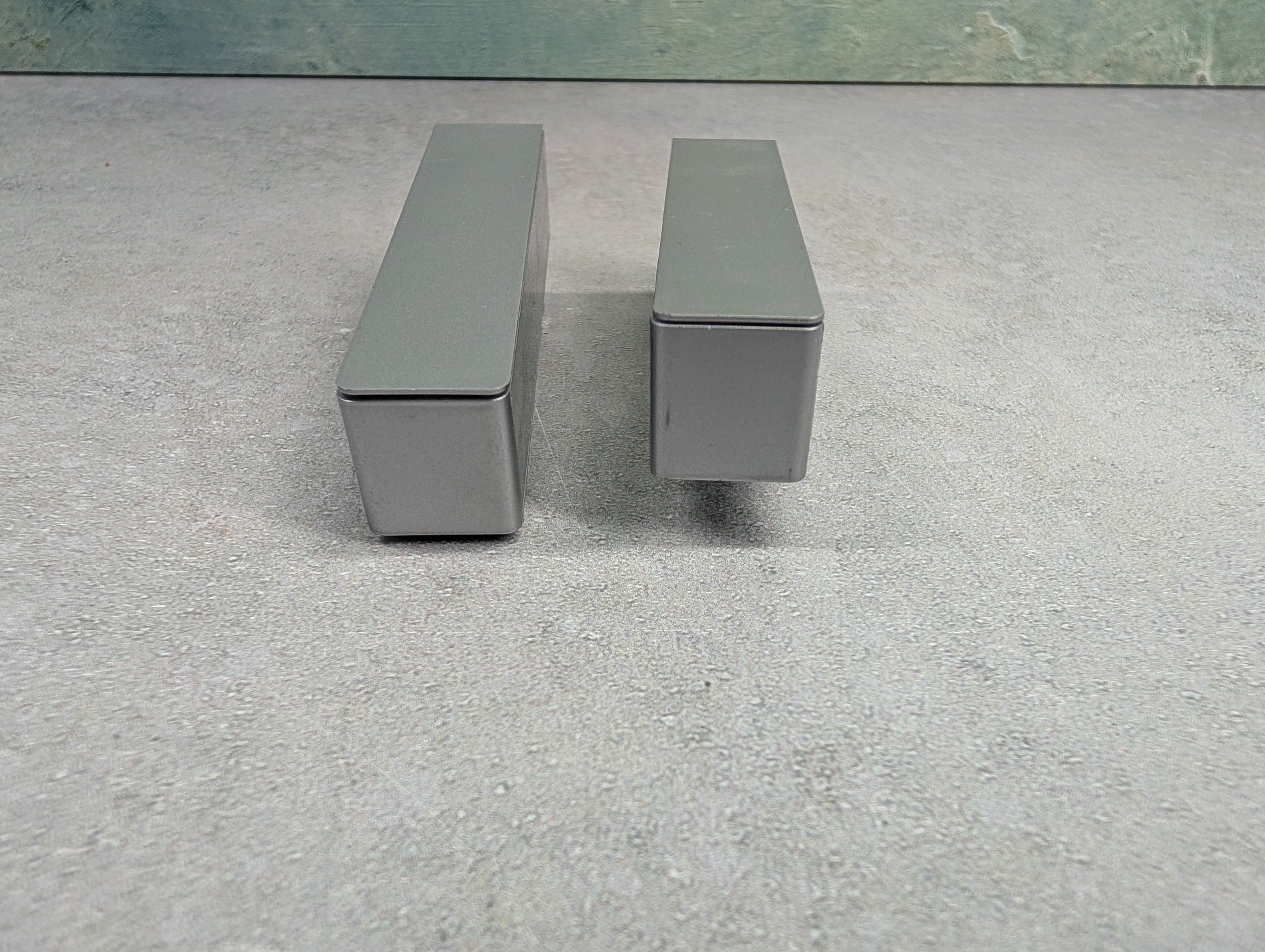 USED N Scale 40' Trailers Santa Fe SFTZ #254025 (2 pcs)