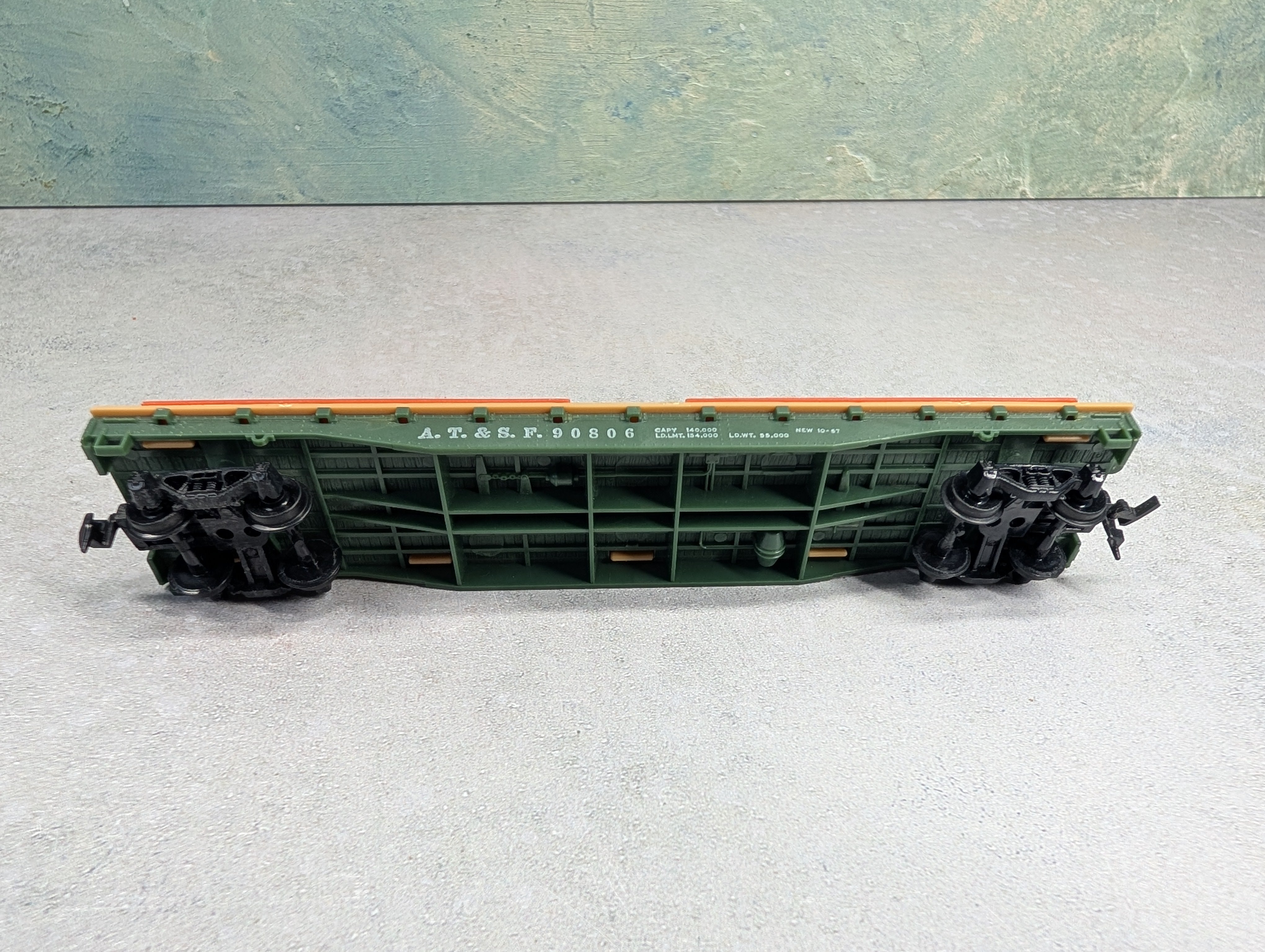 USED Tyco HO Scale 50' Flat Car Santa Fe ATSF #90806
