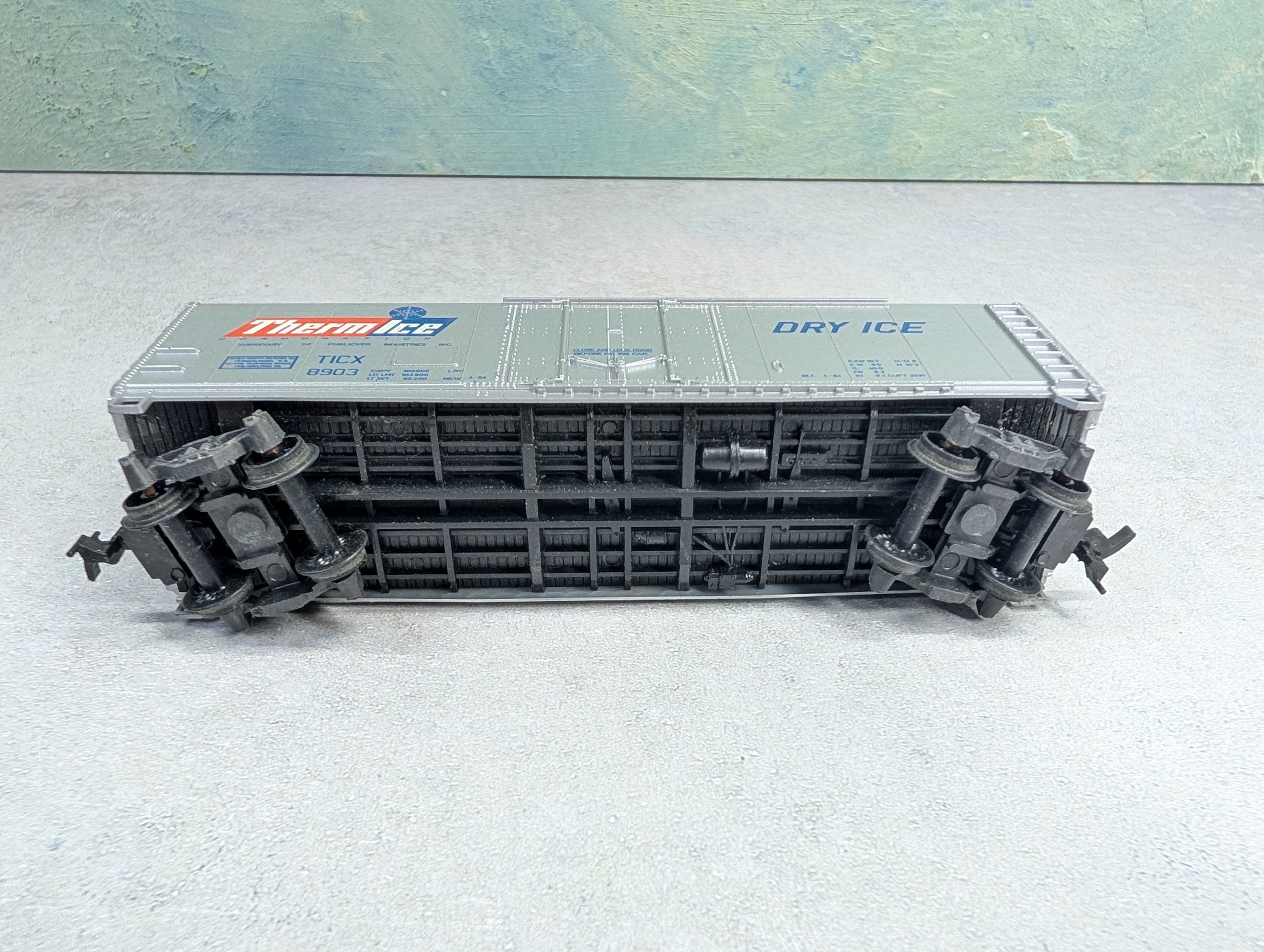USED AHM HO Scale 40' Box Car ThermIce TICX #8903
