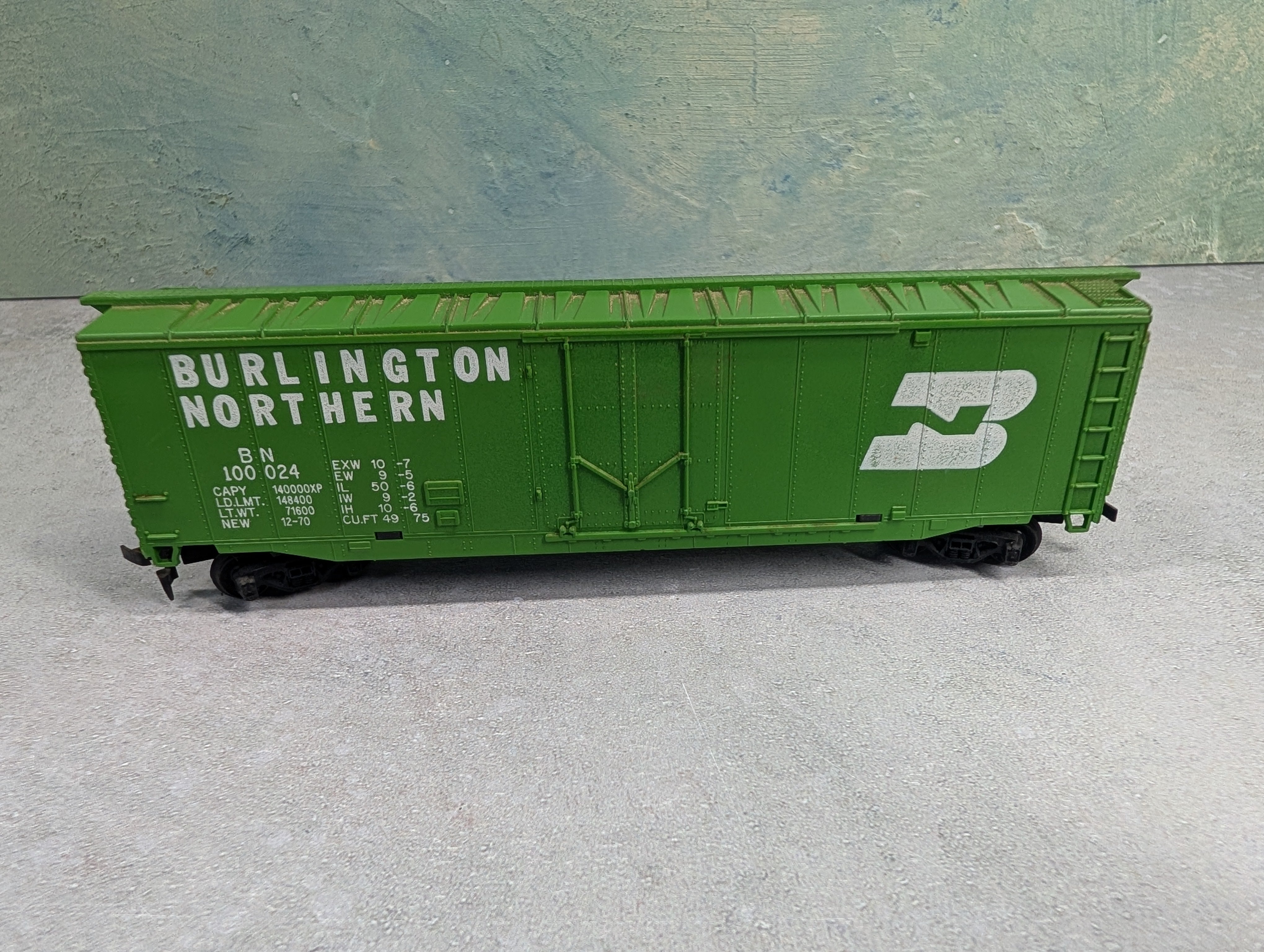 USED Tyco HO Scale 50' Box Car Burlington Northern BN #100024