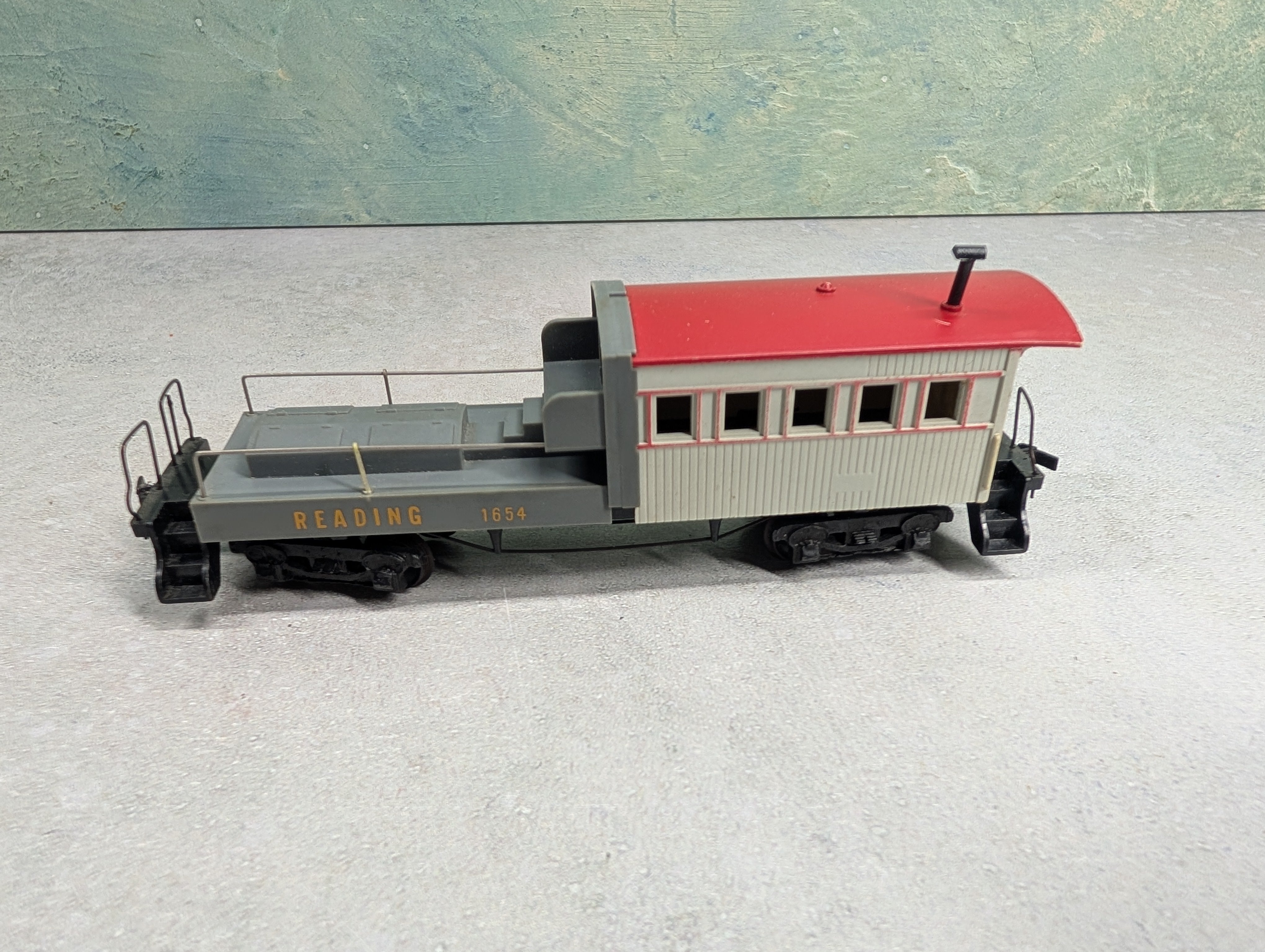 USED Tyco HO Scale Clearance Check Car RARE Reading #1654