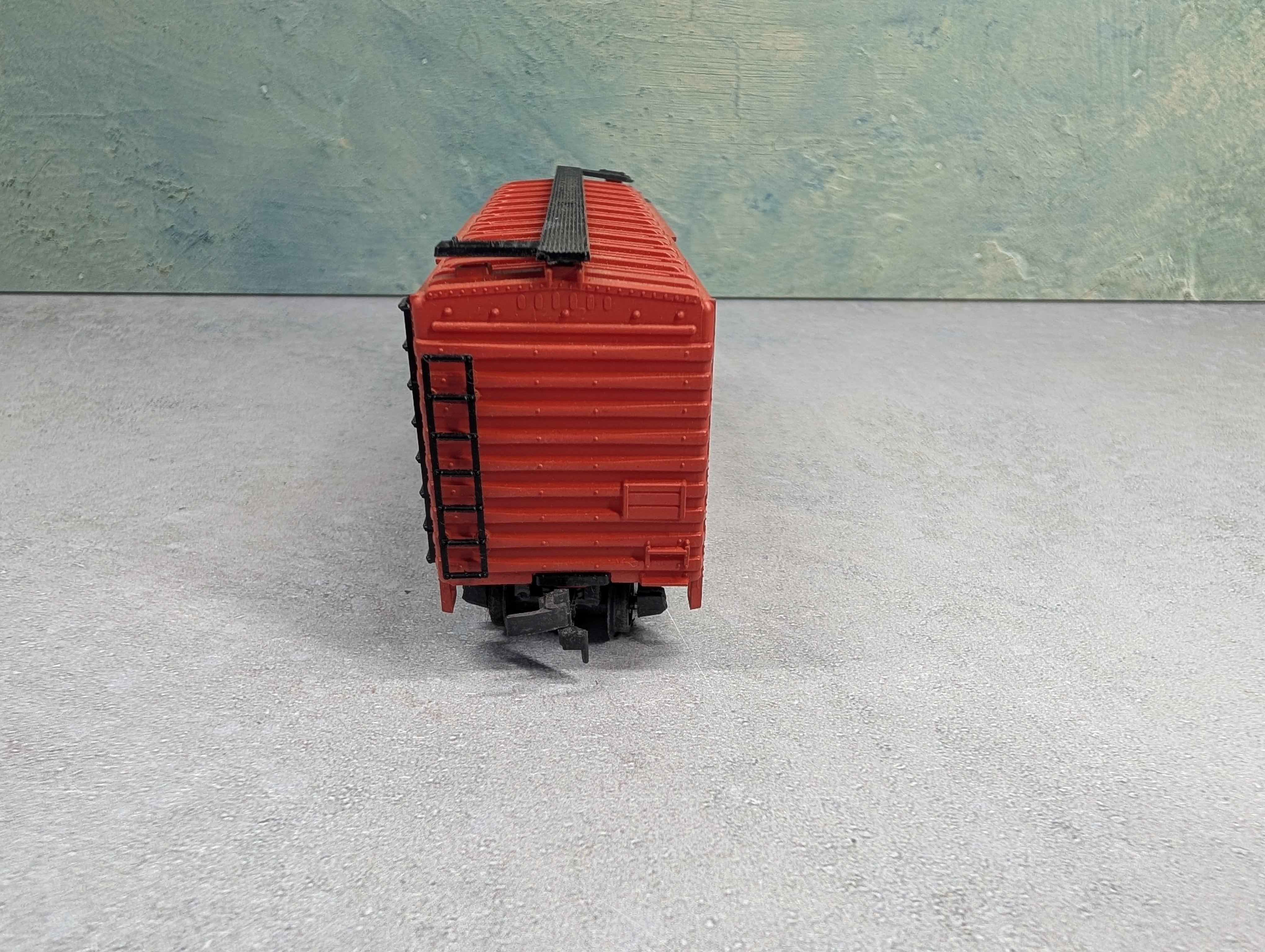 USED ROCO HO Scale 40' Box Car Illinois Central IC #11143