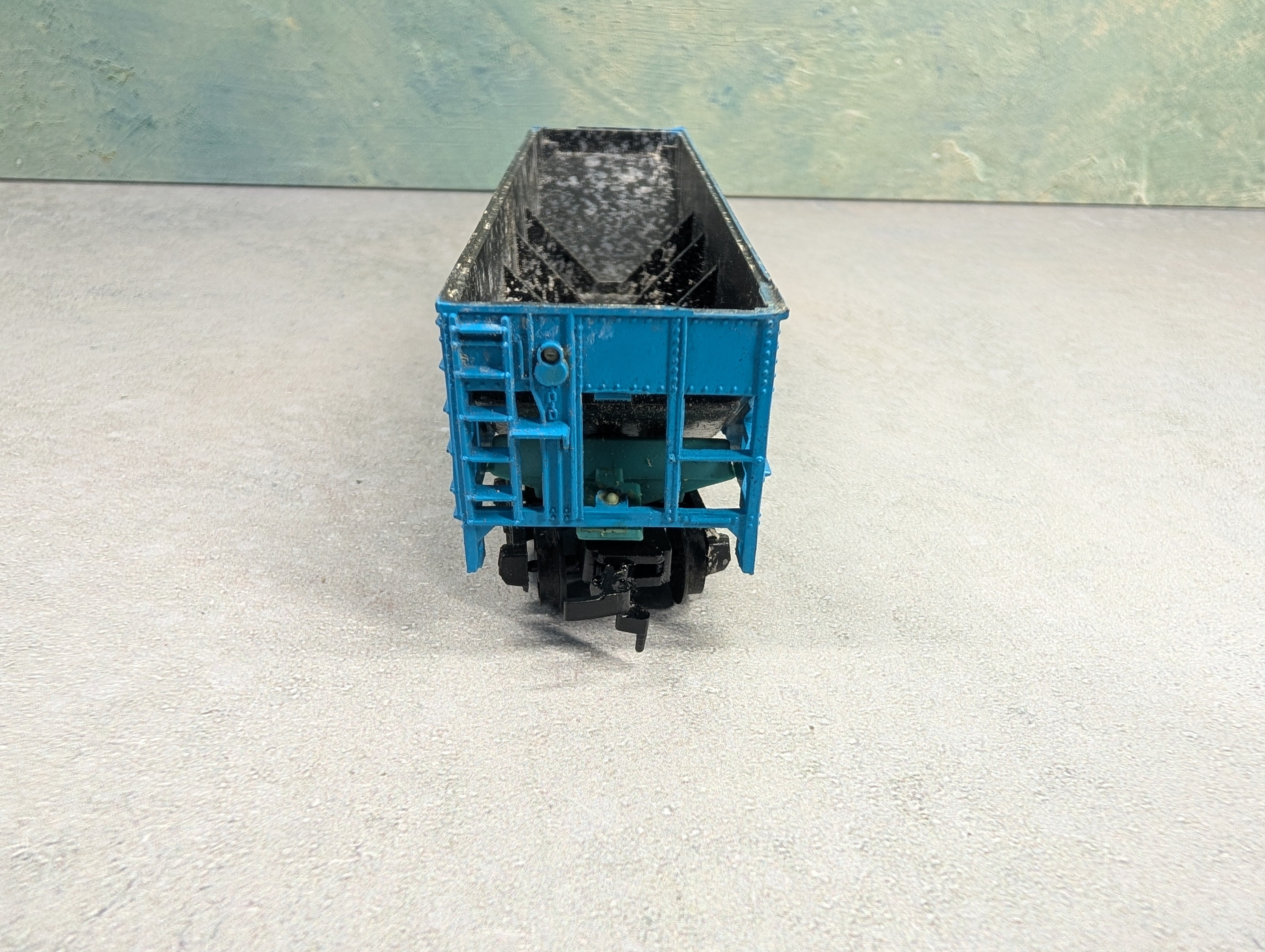 USED Bachmann HO Scale Quad Hopper Rock Island #133274