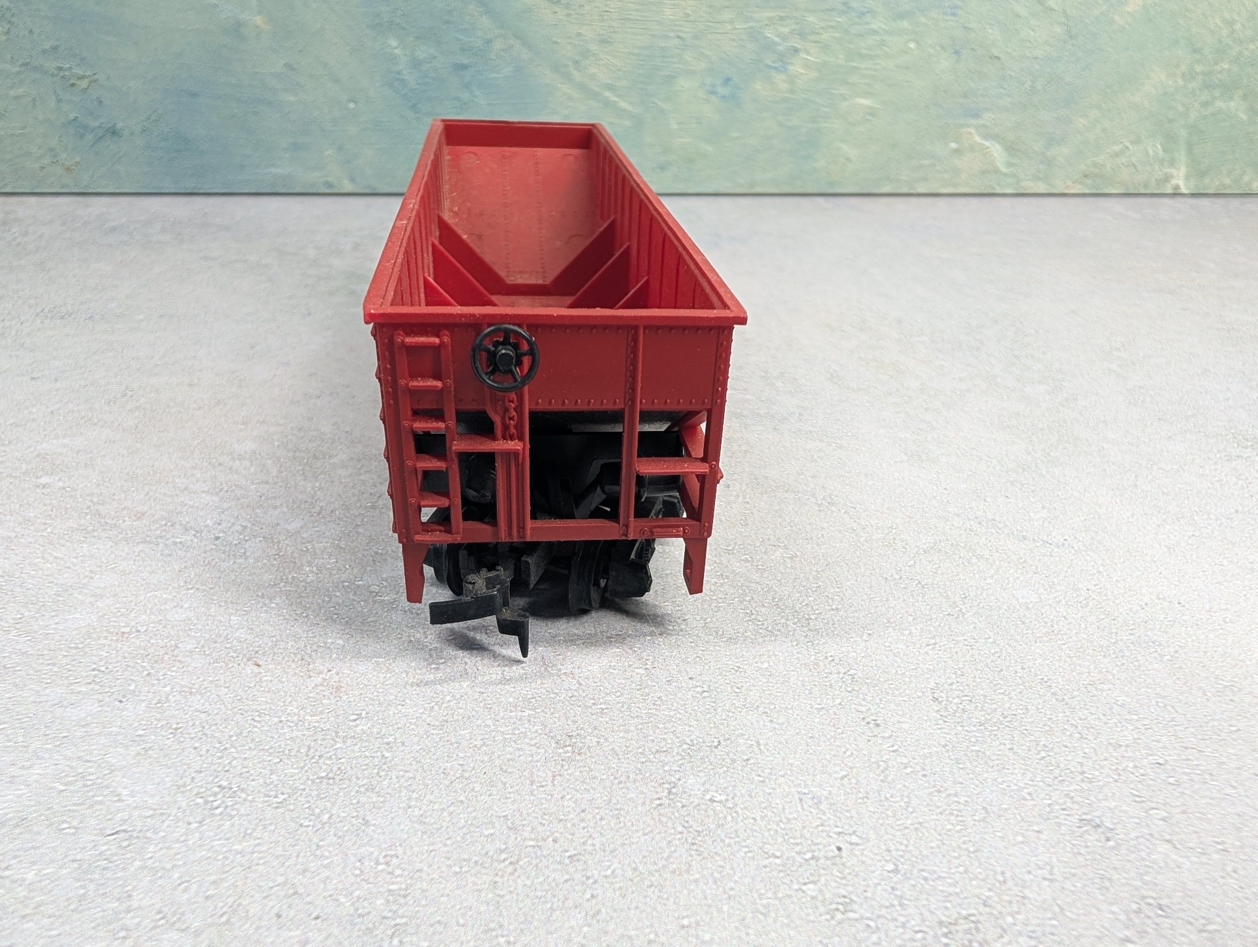 USED Tyco HO Scale Quad Hopper Burlington CB&Q #300747