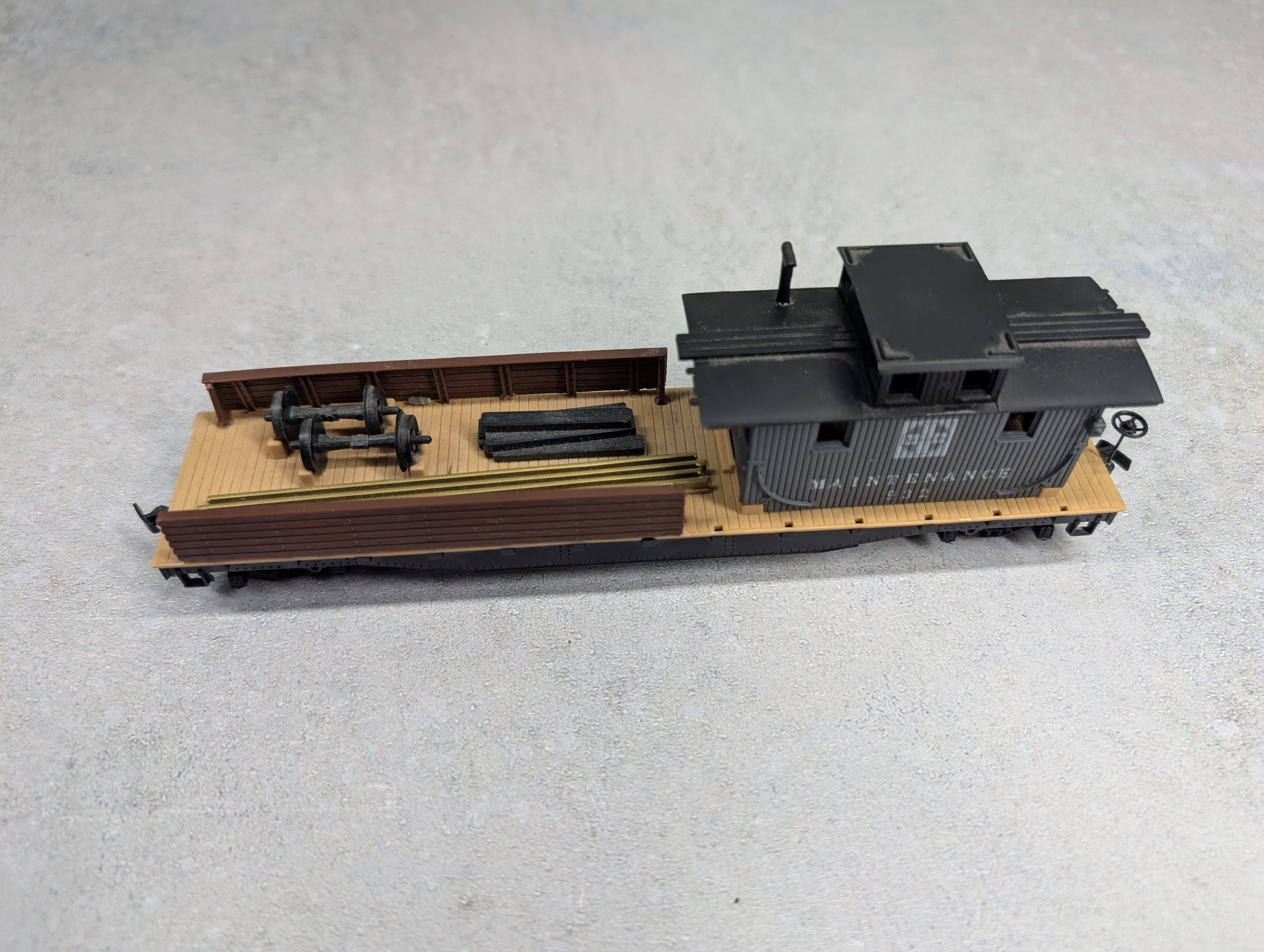 USED Tyco HO Scale MOW Boom Tender Santa Fe #932