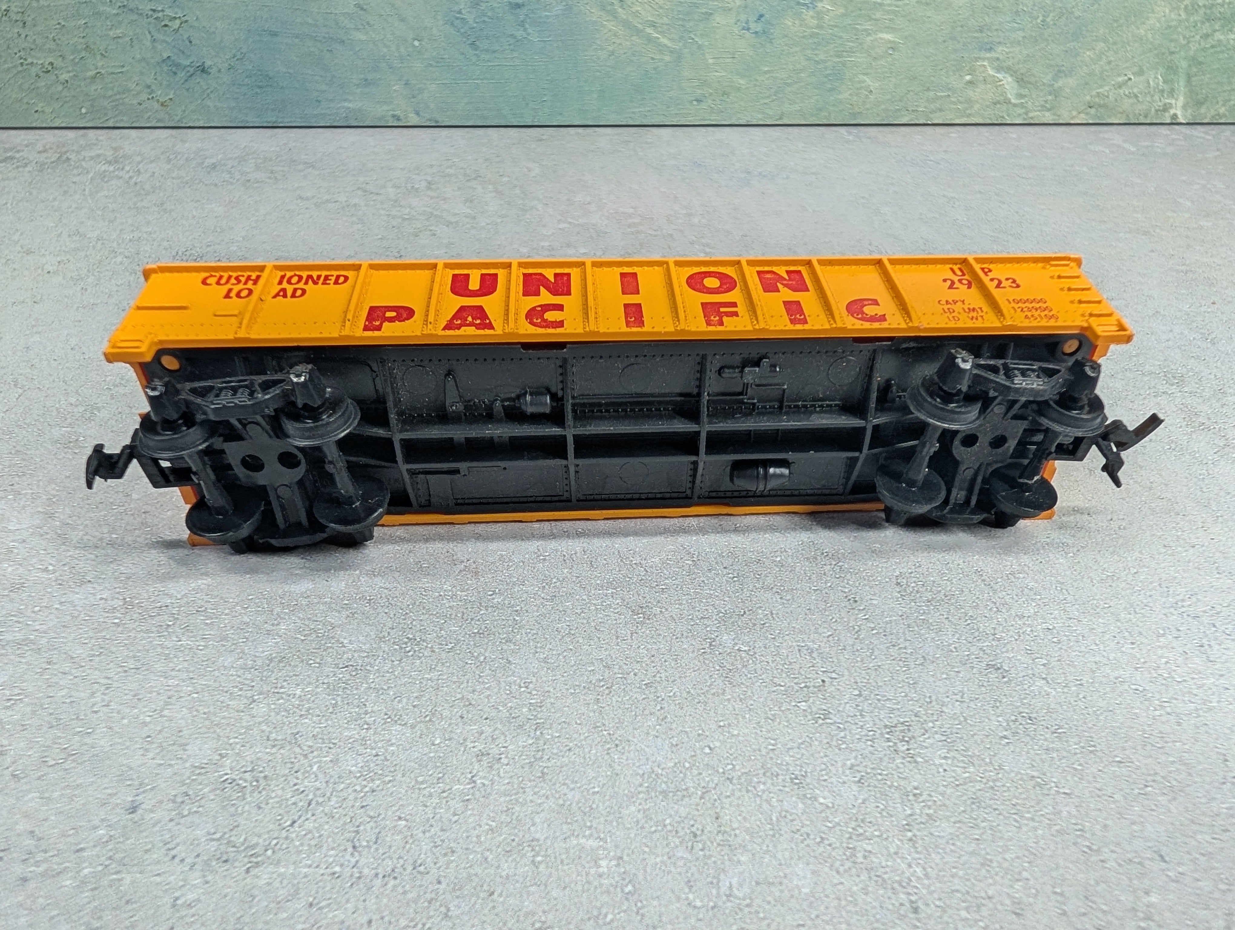USED Tyco HO Scale 40' Gondola Union Pacific UP #2923