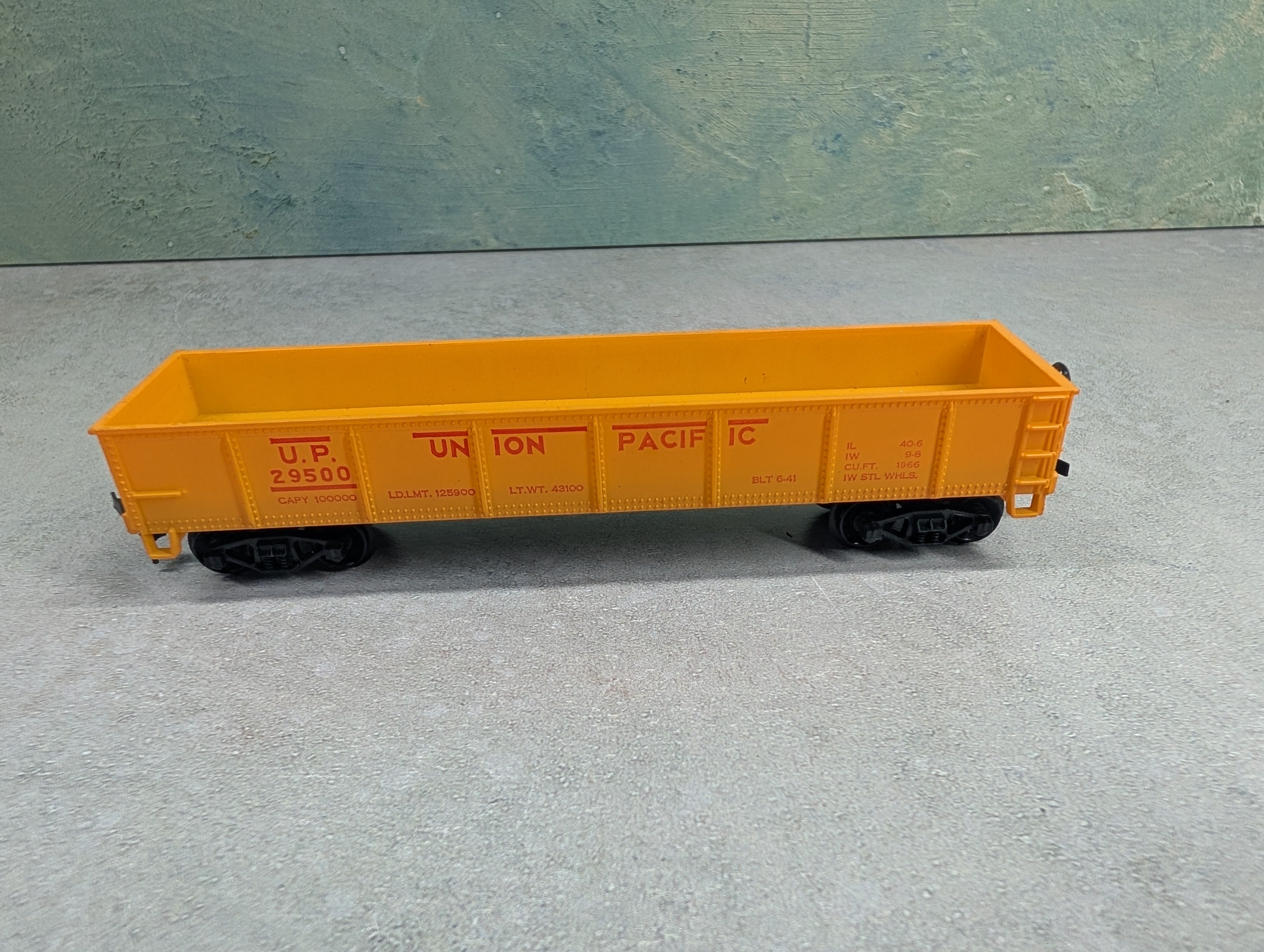 USED Life-Like HO Scale 40' Gondola Union Pacific UP #29500