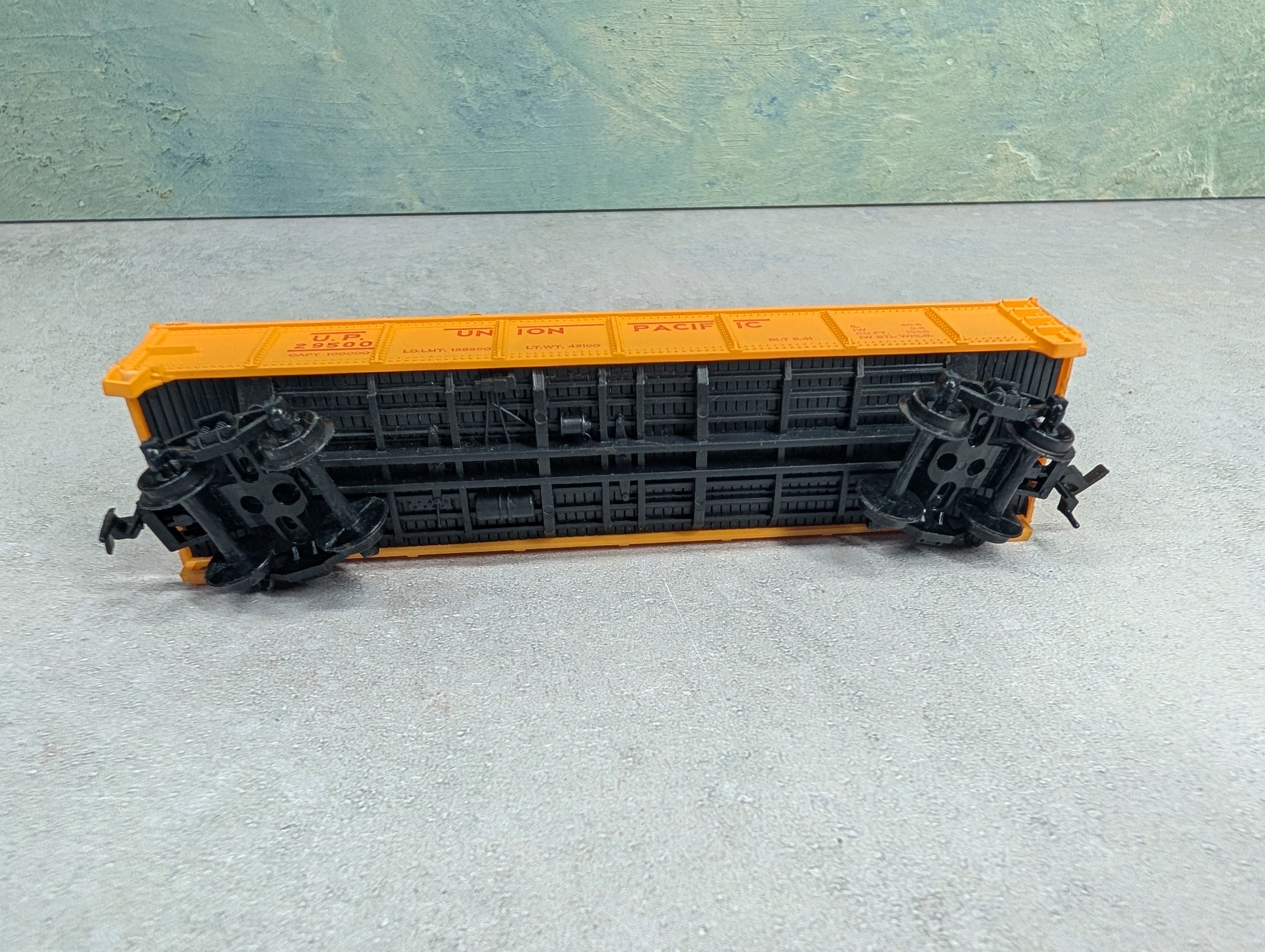 USED Life-Like HO Scale 40' Gondola Union Pacific UP #29500