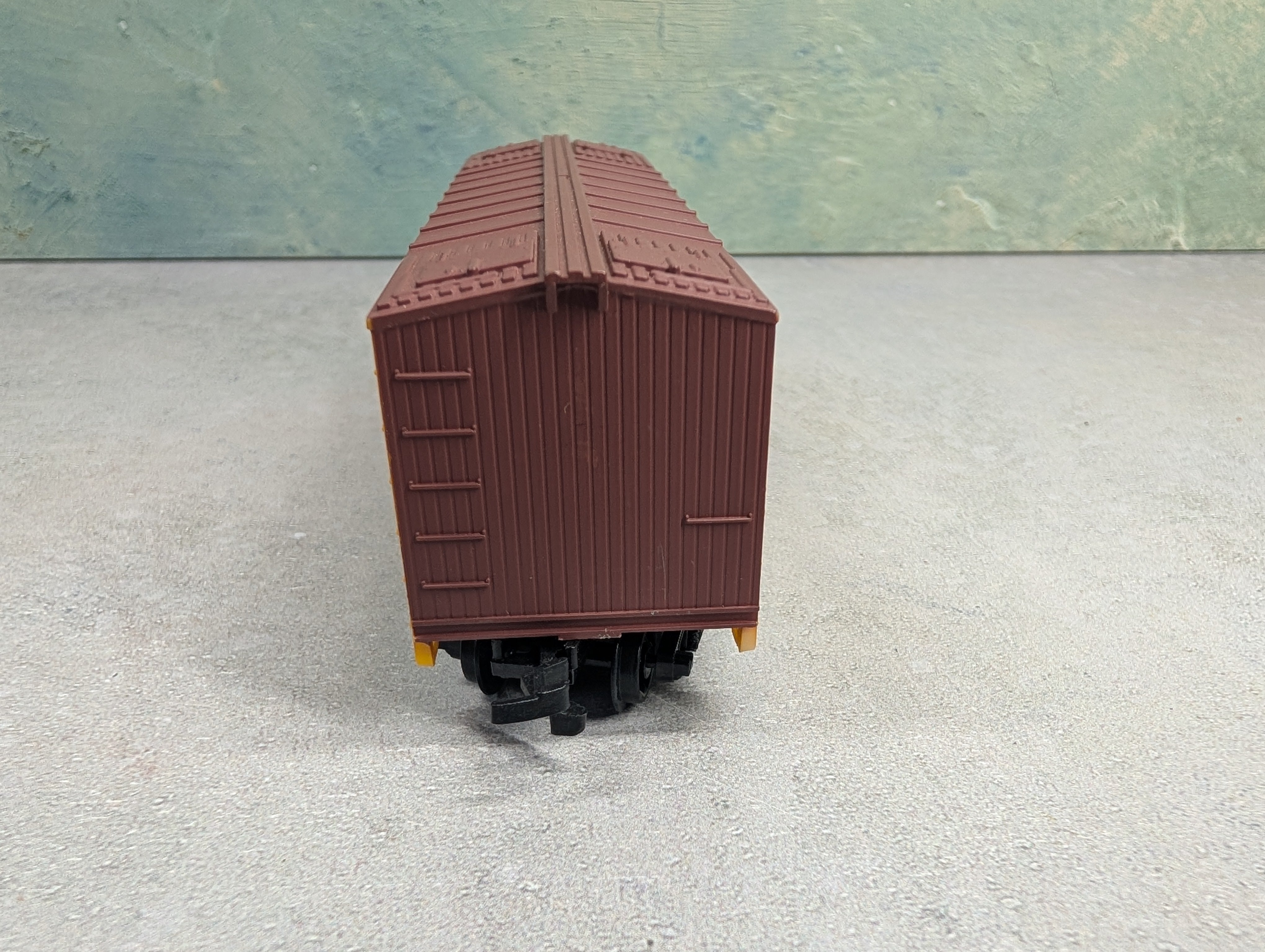 USED Life-Like HO Scale 38' Wooden Reefer Box Car American Refrigerator Transit ART #247