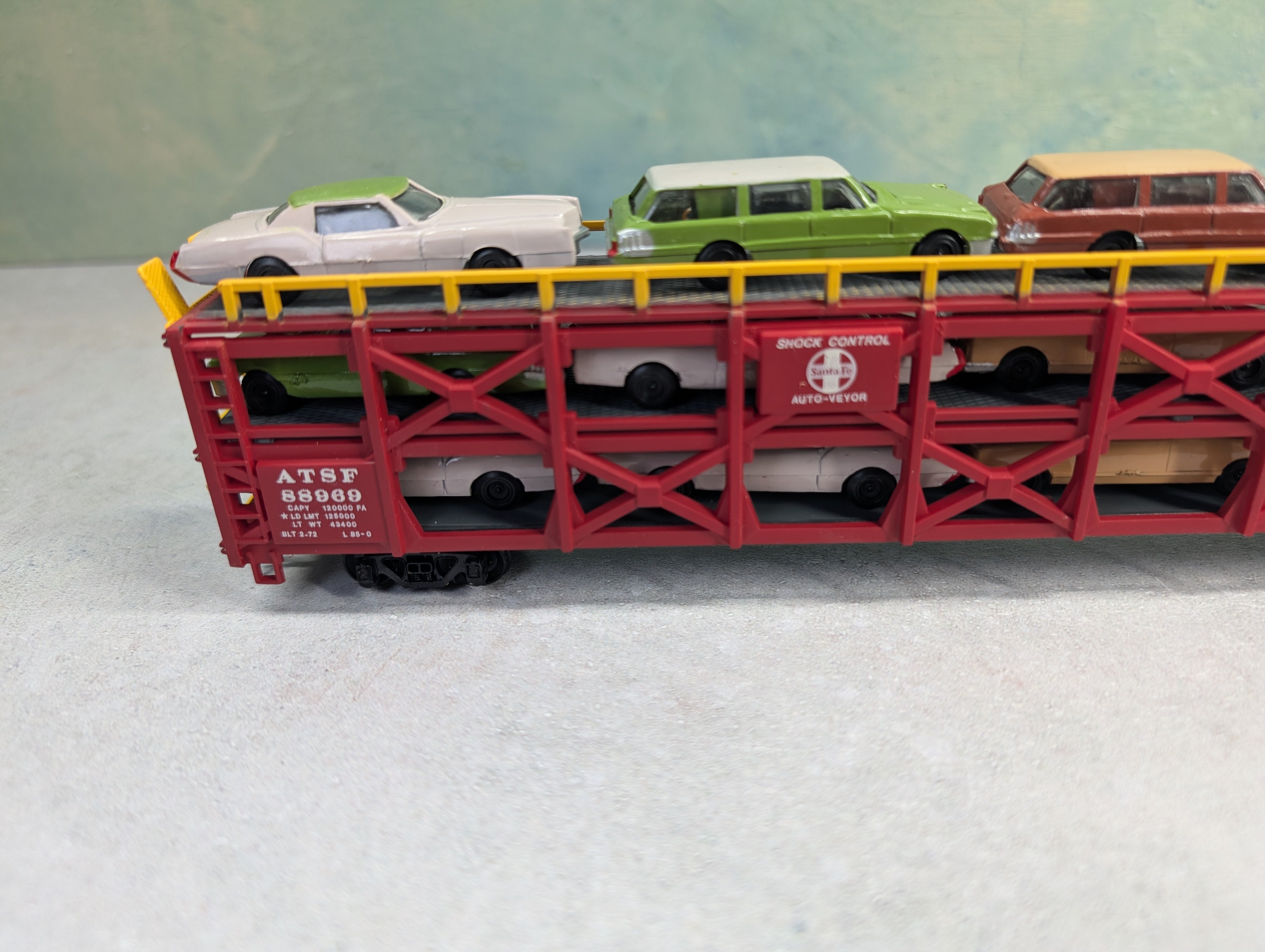 USED Bachmann 1265 HO Scale Tri Level Car Carrier Santa Fe ATSF #88969