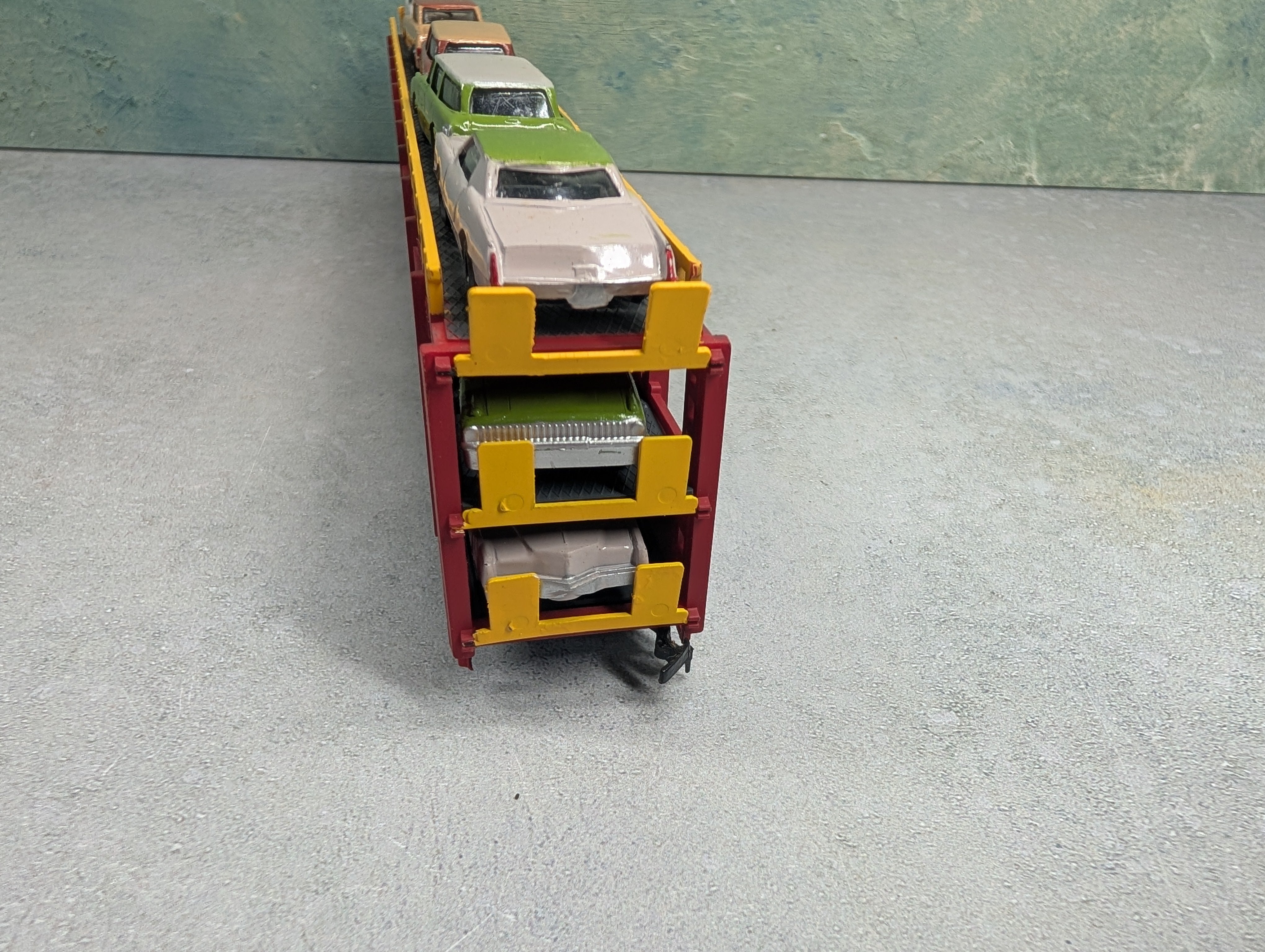 USED Bachmann 1265 HO Scale Tri Level Car Carrier Santa Fe ATSF #88969