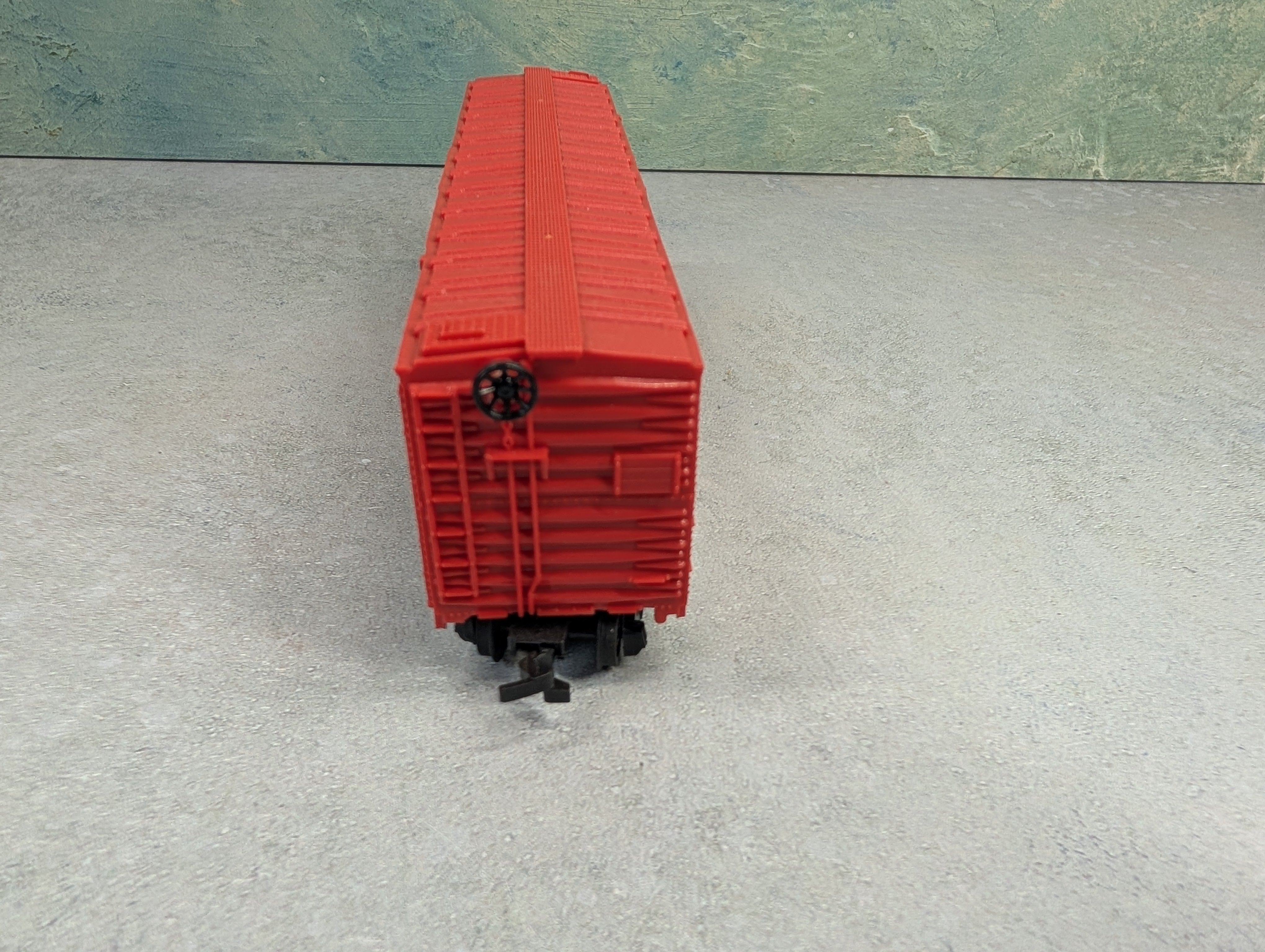 USED Bachmann HO Scale 50' Box Car Triangle Pacific TPFX #5510