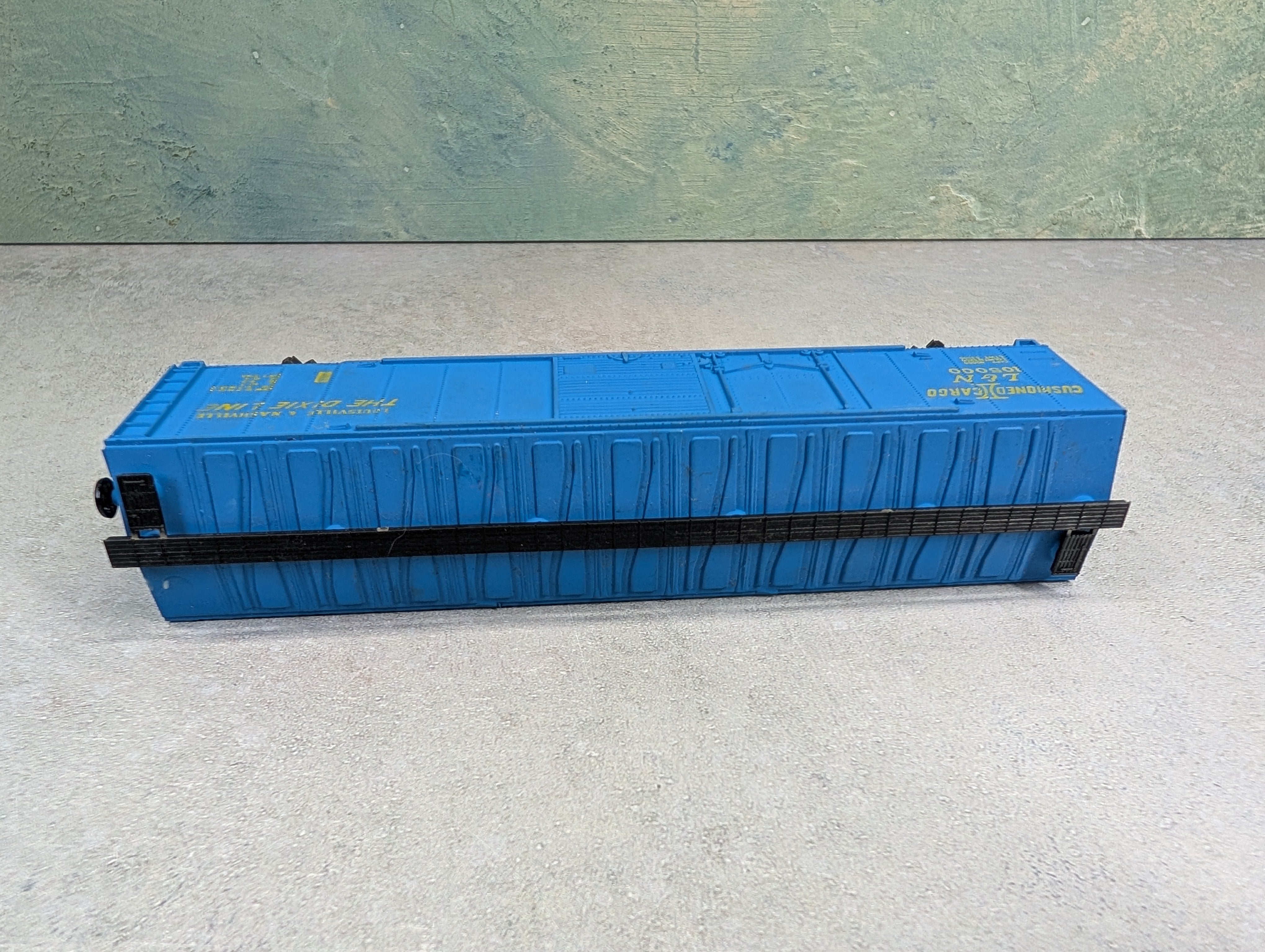 USED HO Scale 50' Box Car Louisville & Nashville L&N #10500